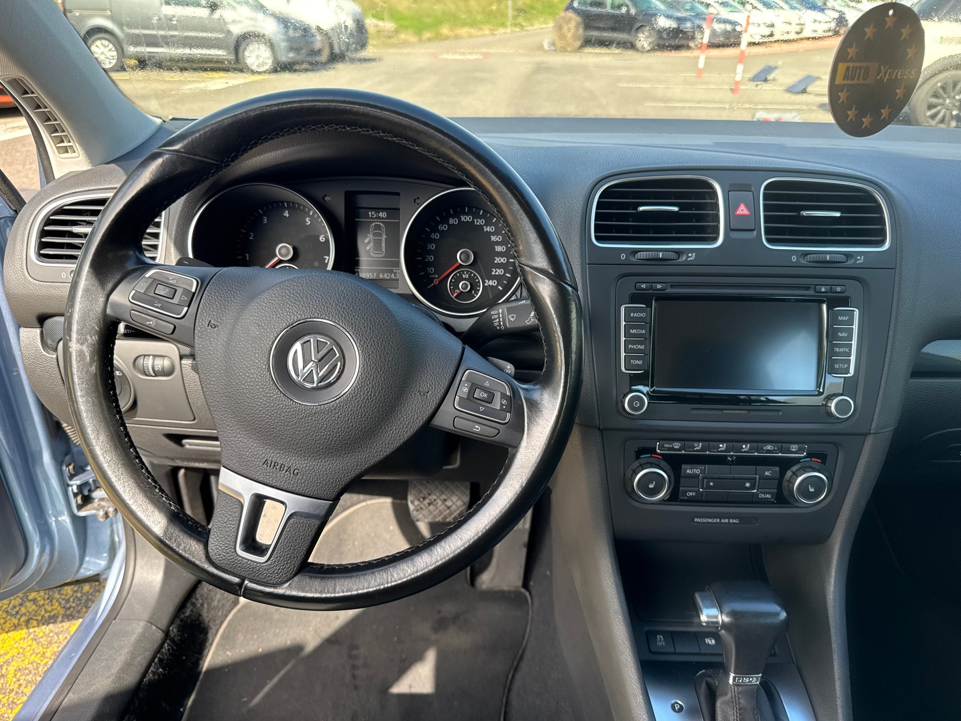 VW Golf 1.4 TSI Highline DSG-image-17