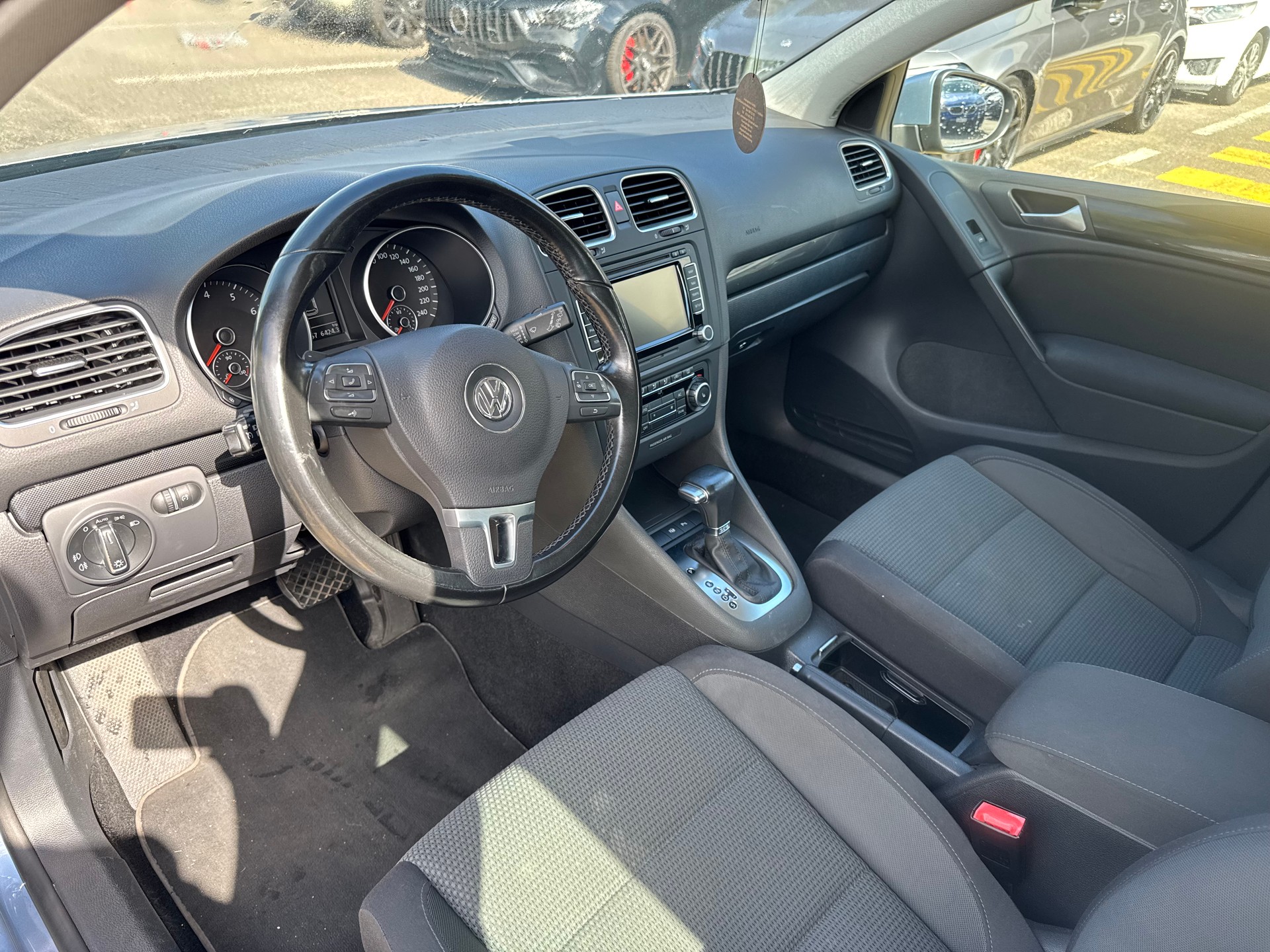 VW Golf 1.4 TSI Highline DSG-image-19