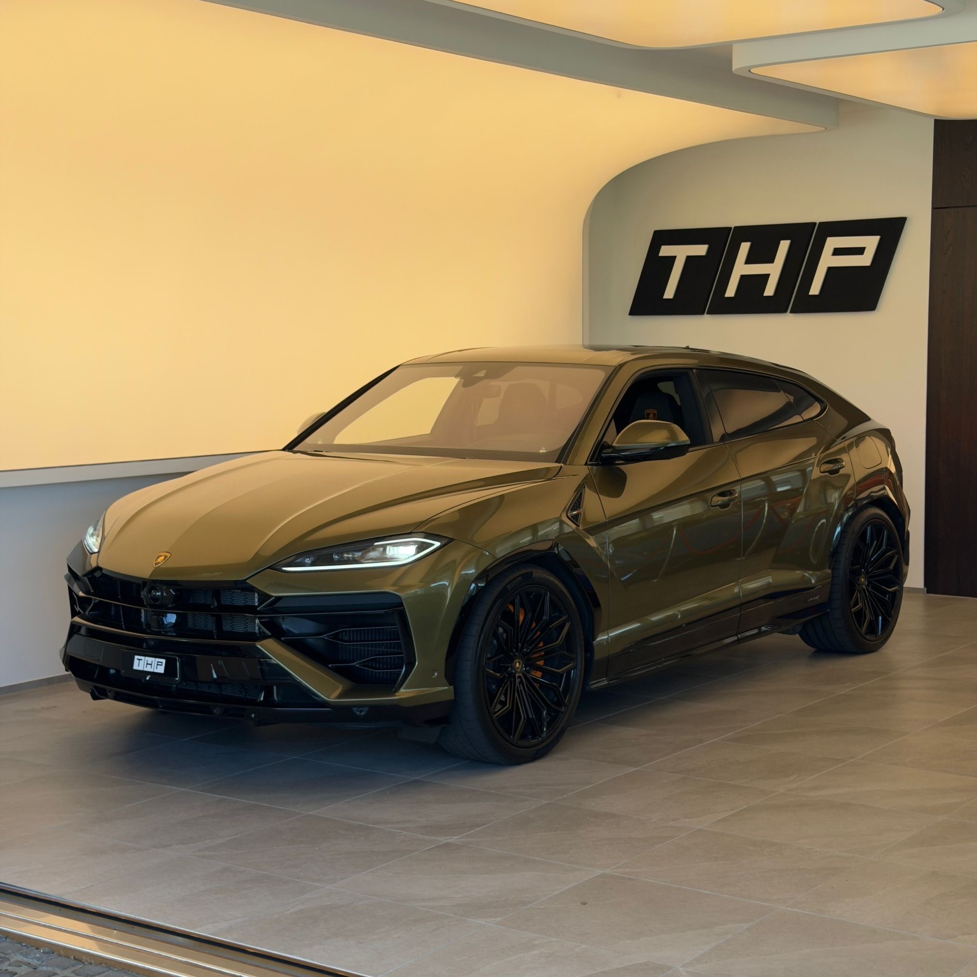 LAMBORGHINI Urus SE-image-0