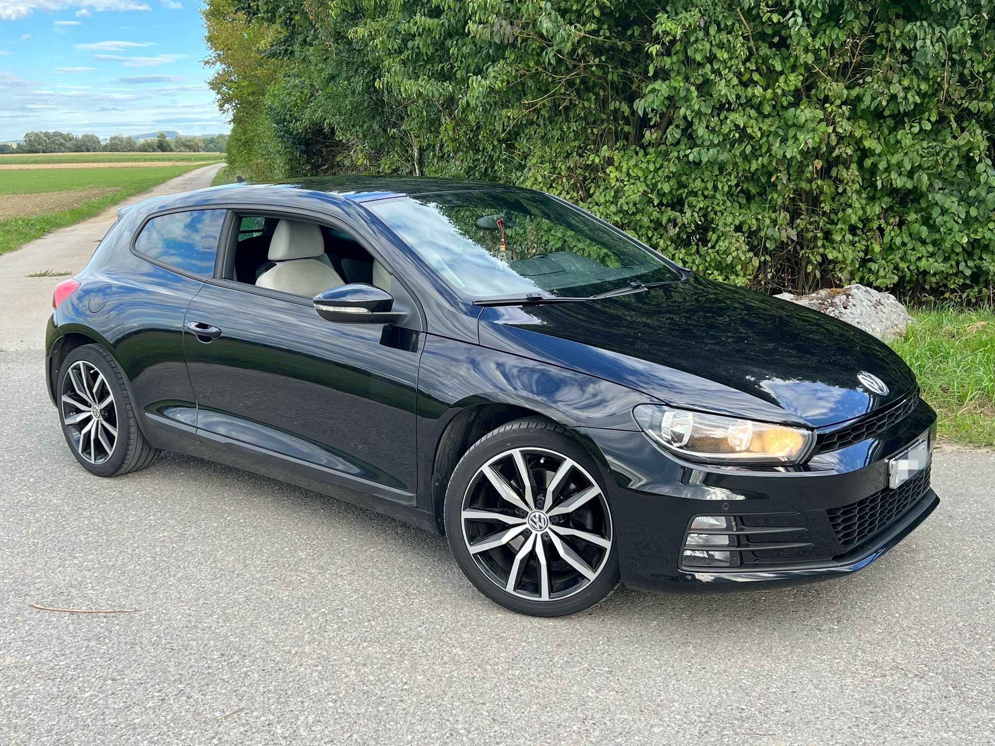 Car photo