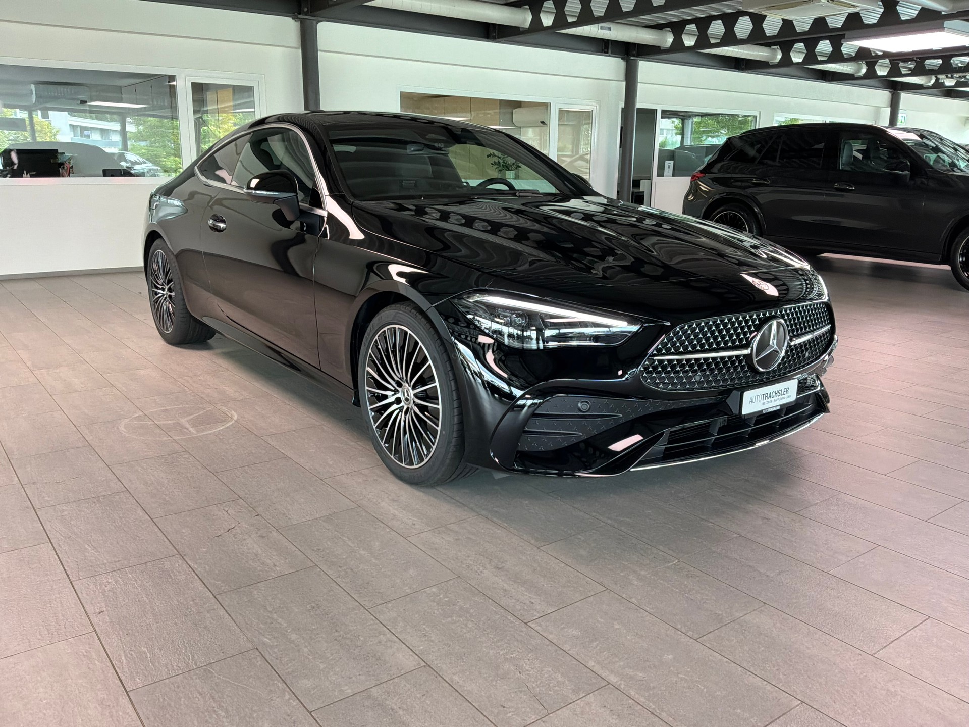 MERCEDES-BENZ CLE 200 Coupé 4Matic 9G-Tronic-image-2