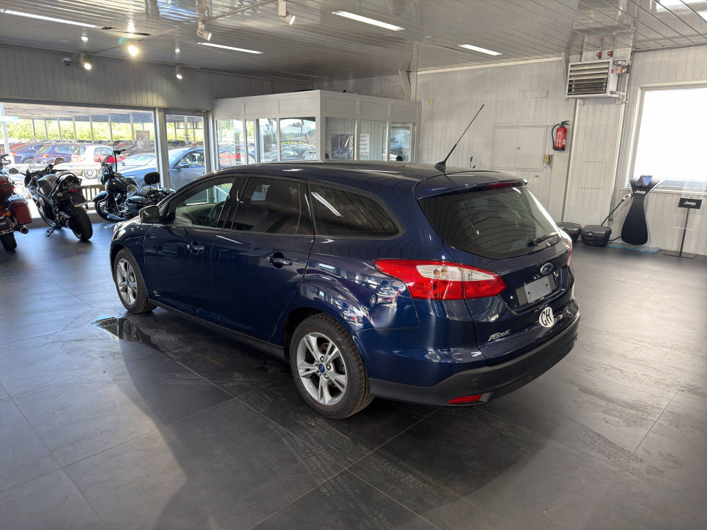 FORD Focus Station Wagon 1.0i EcoB 125 Trend-image-15