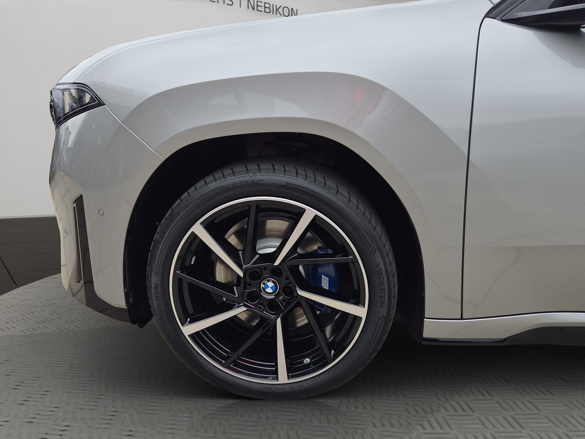 BMW iX3 40 M Sport-image-8