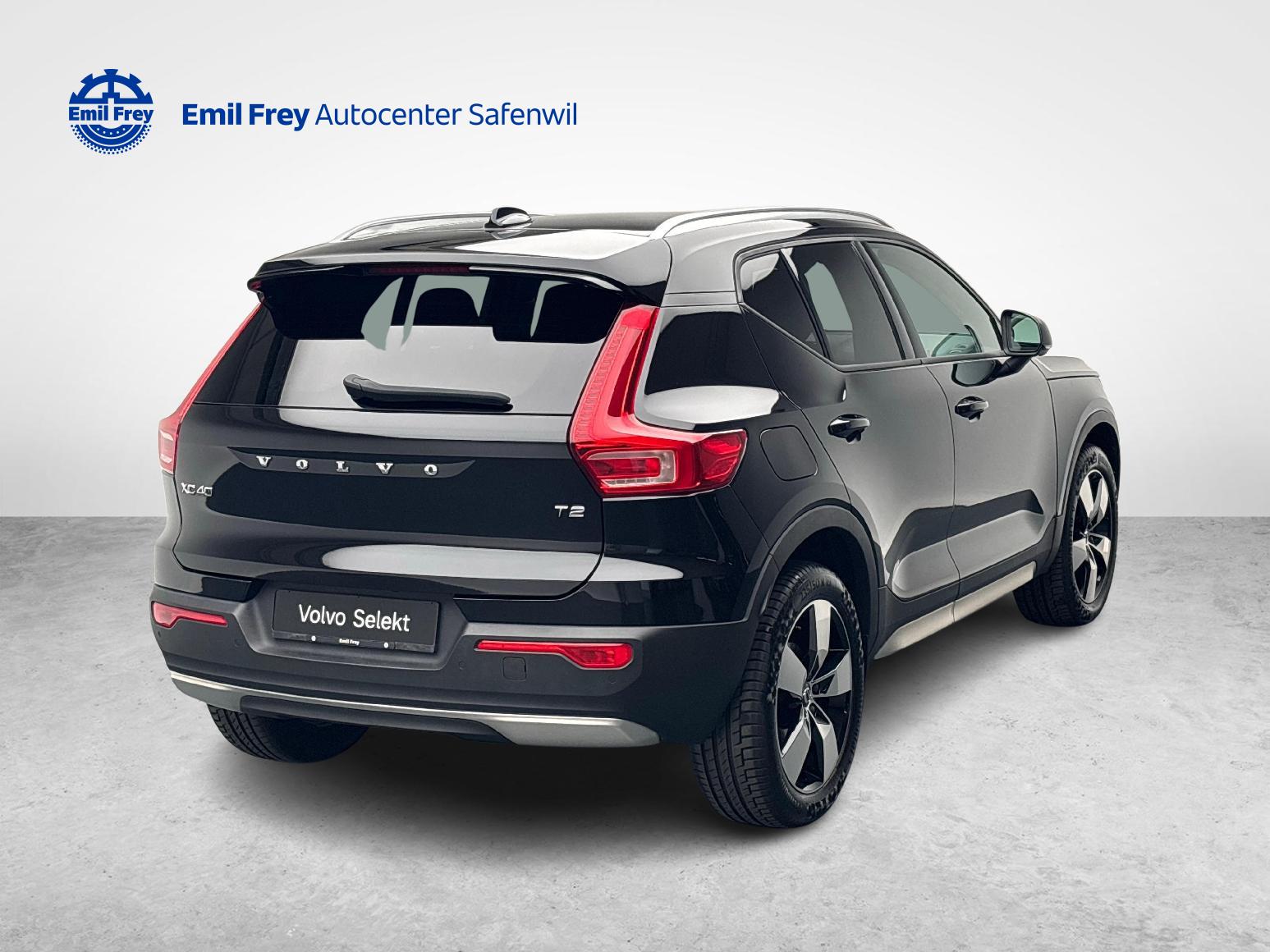 VOLVO XC40 1.5 T2 Momentum-image-4