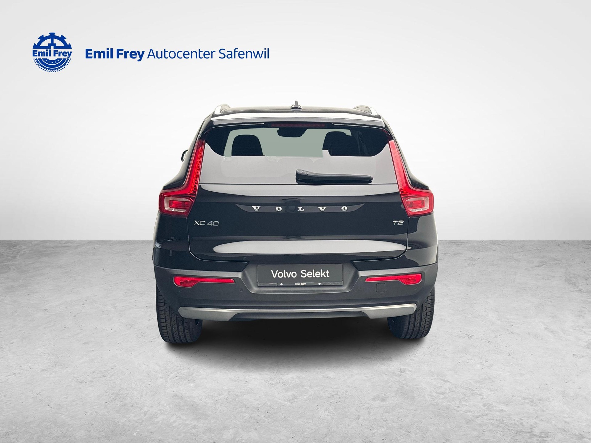 VOLVO XC40 1.5 T2 Momentum-image-3