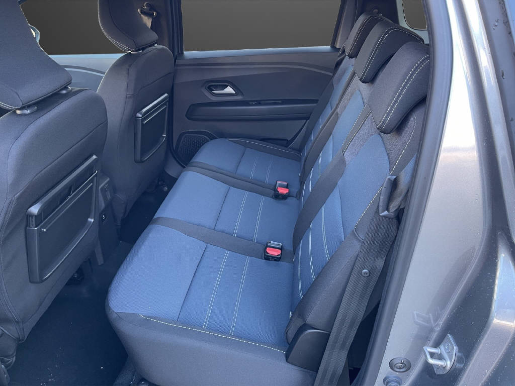DACIA Jogger 1.8 Hybrid Journey 7P-image-8