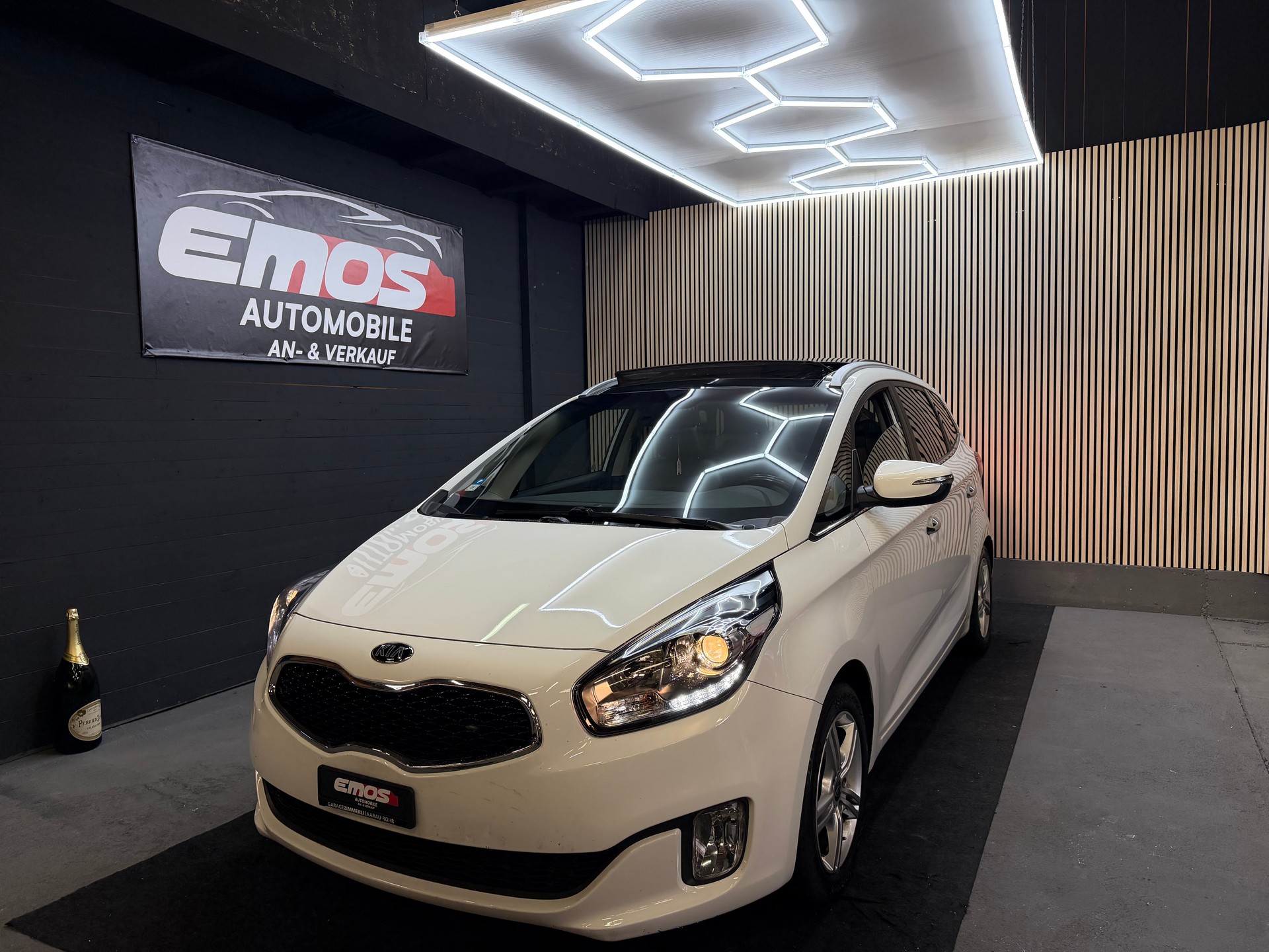 KIA Carens 1.7 CRDi Swiss Eco Edition DCT