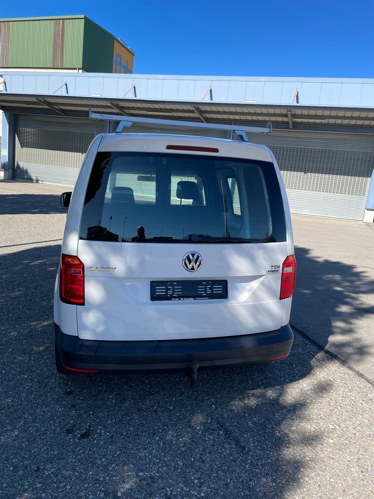VW Caddy 2.0TDI BlueMotion Technology-image-3