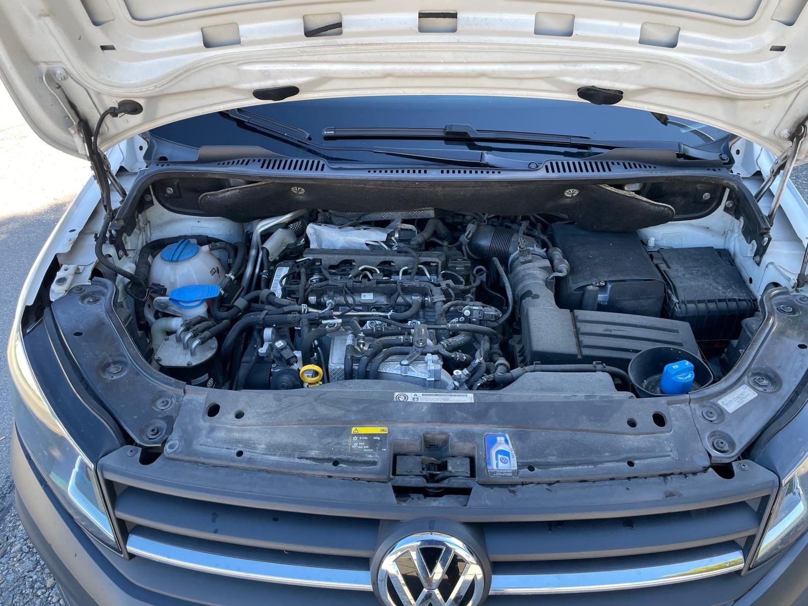VW Caddy 2.0TDI BlueMotion Technology-image-9