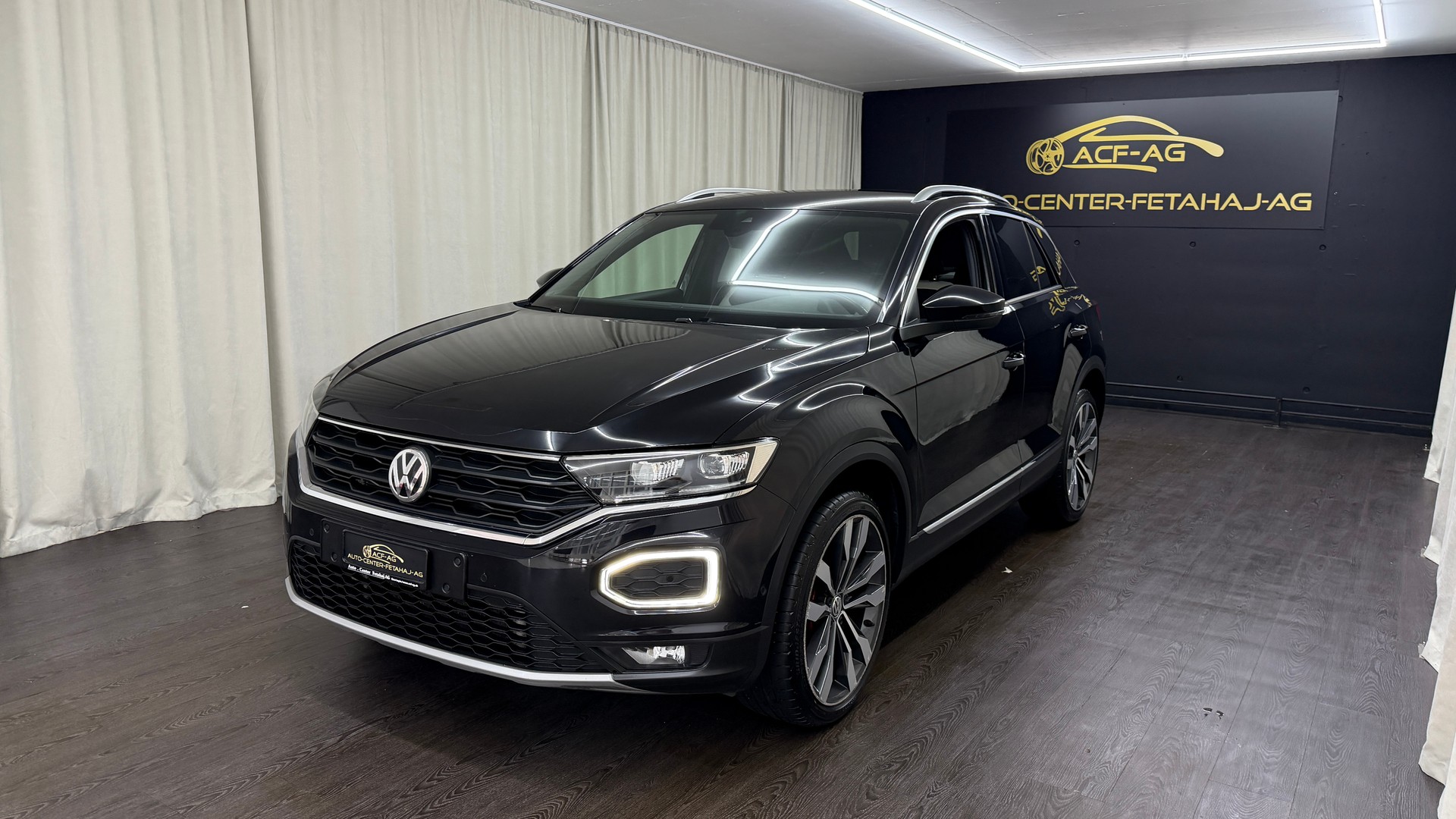 VW T-Roc 2.0 TSI Sport DSG 4Motion-image-0
