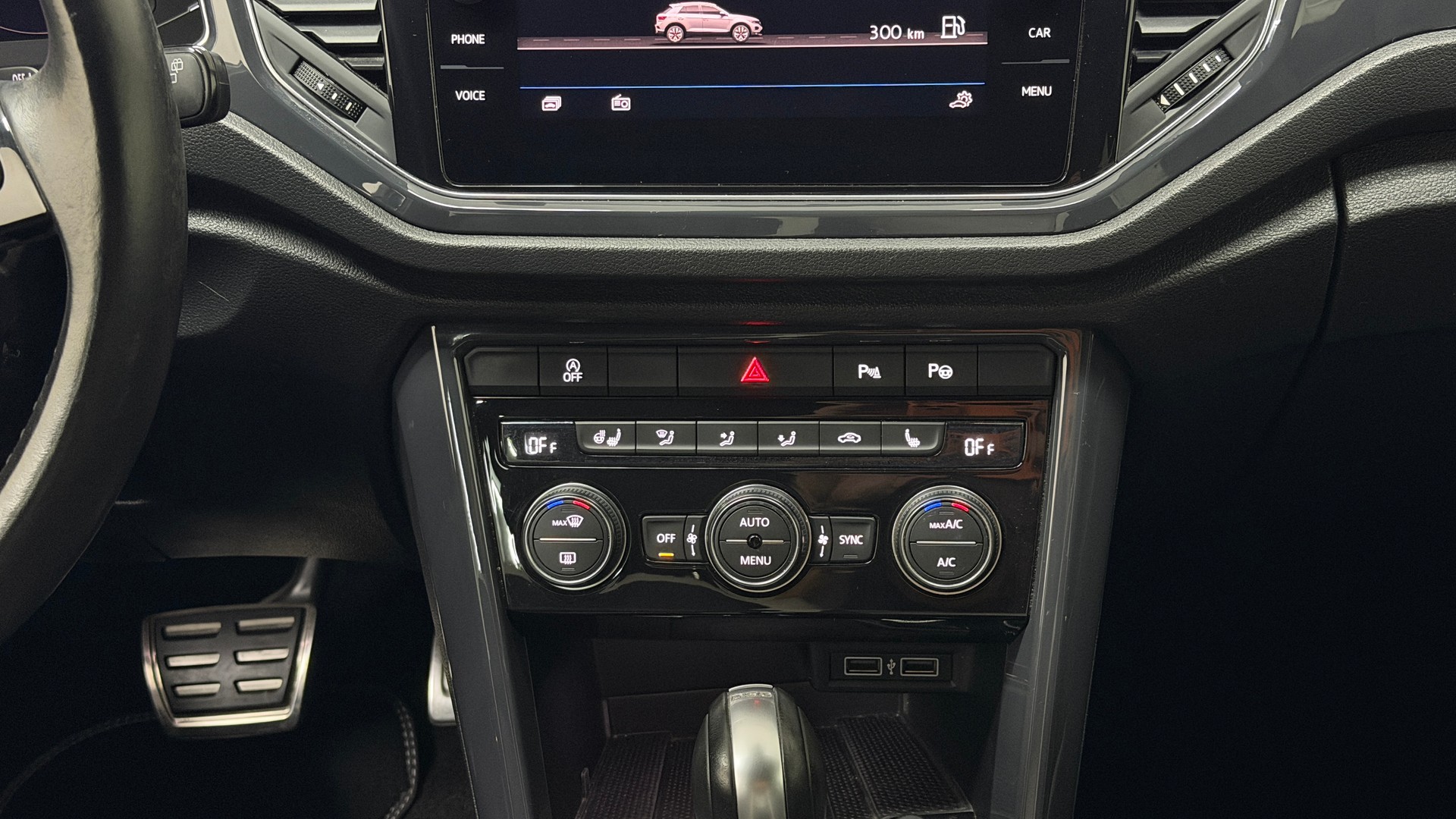 VW T-Roc 2.0 TSI Sport DSG 4Motion-image-14