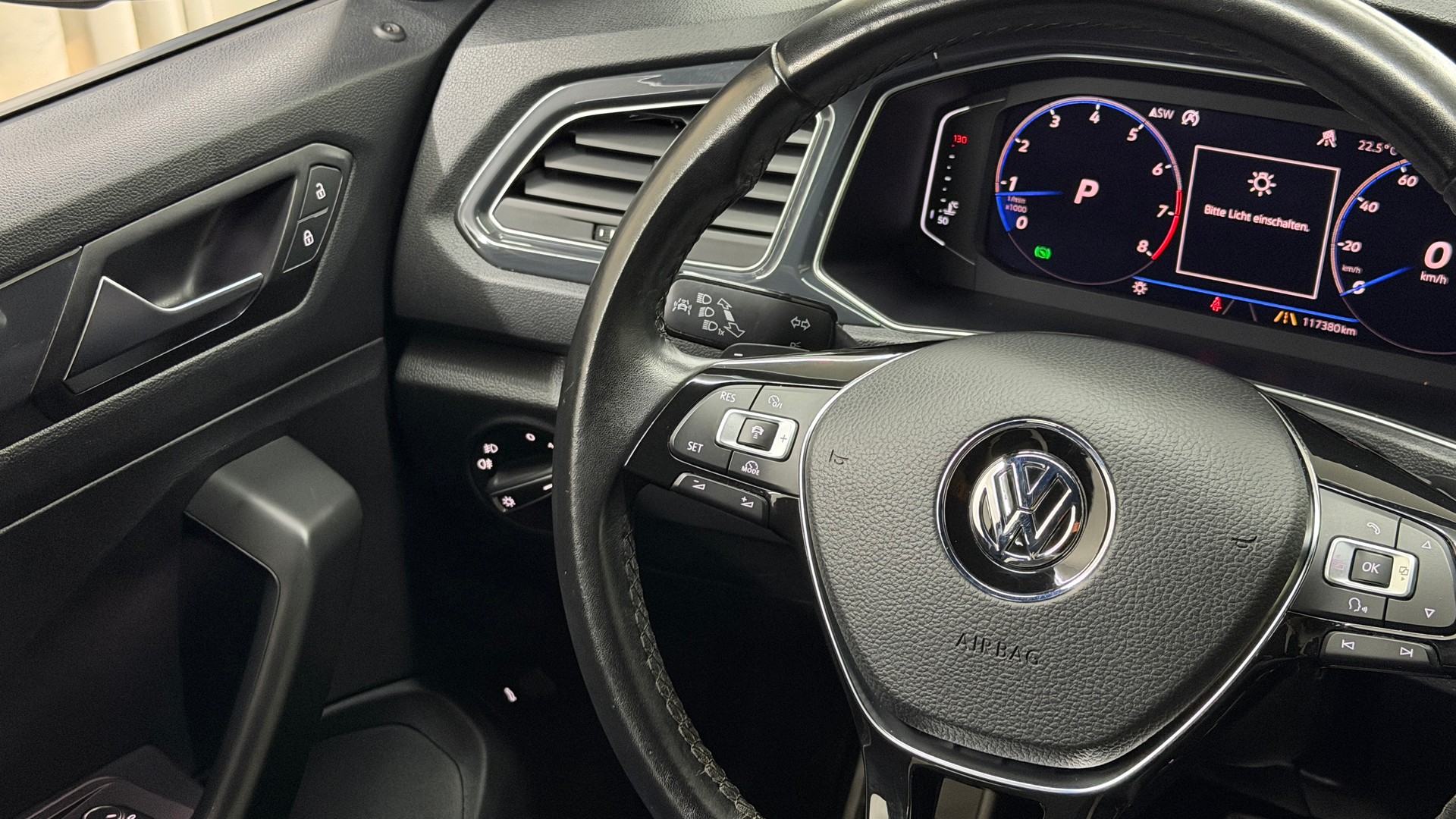 VW T-Roc 2.0 TSI Sport DSG 4Motion-image-13