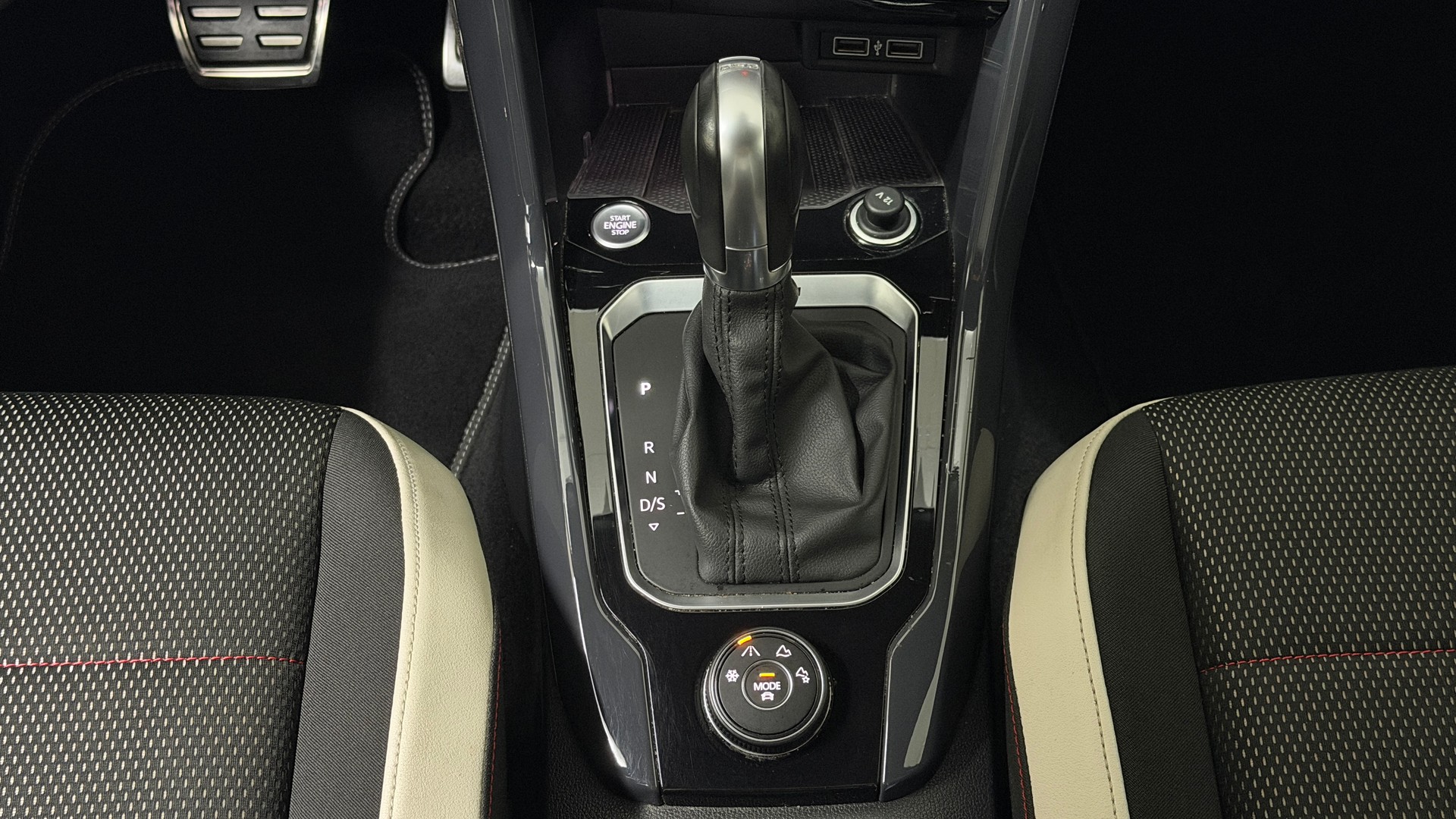 VW T-Roc 2.0 TSI Sport DSG 4Motion-image-15