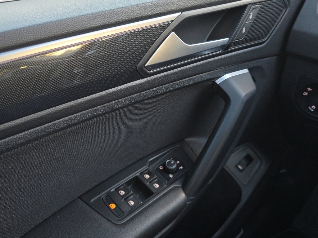 VW Tiguan 1.5 TSI Life DSG 2WD-image-19