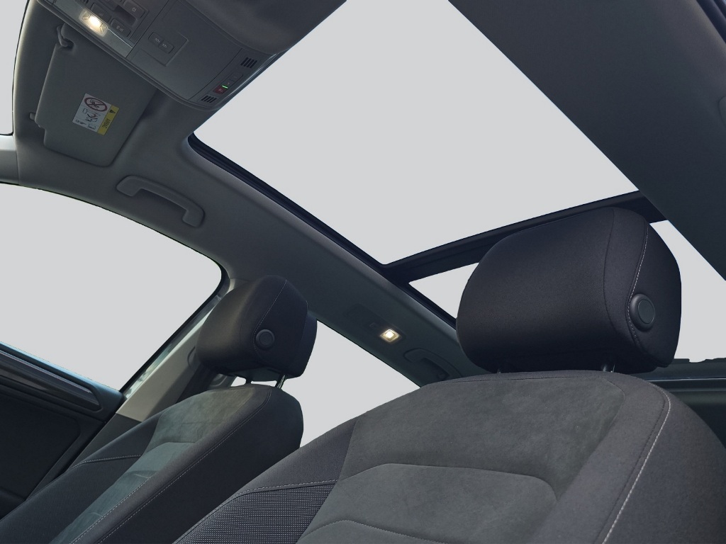 VW Tiguan 1.5 TSI Life DSG 2WD-image-25