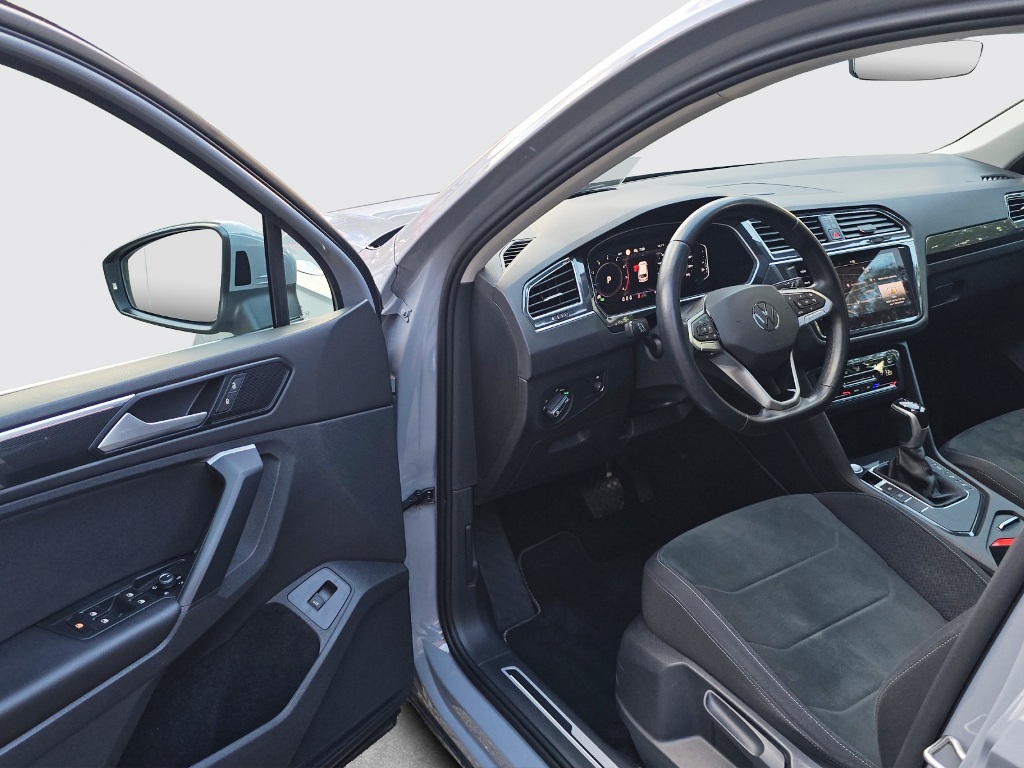 VW Tiguan 1.5 TSI Life DSG 2WD-image-23