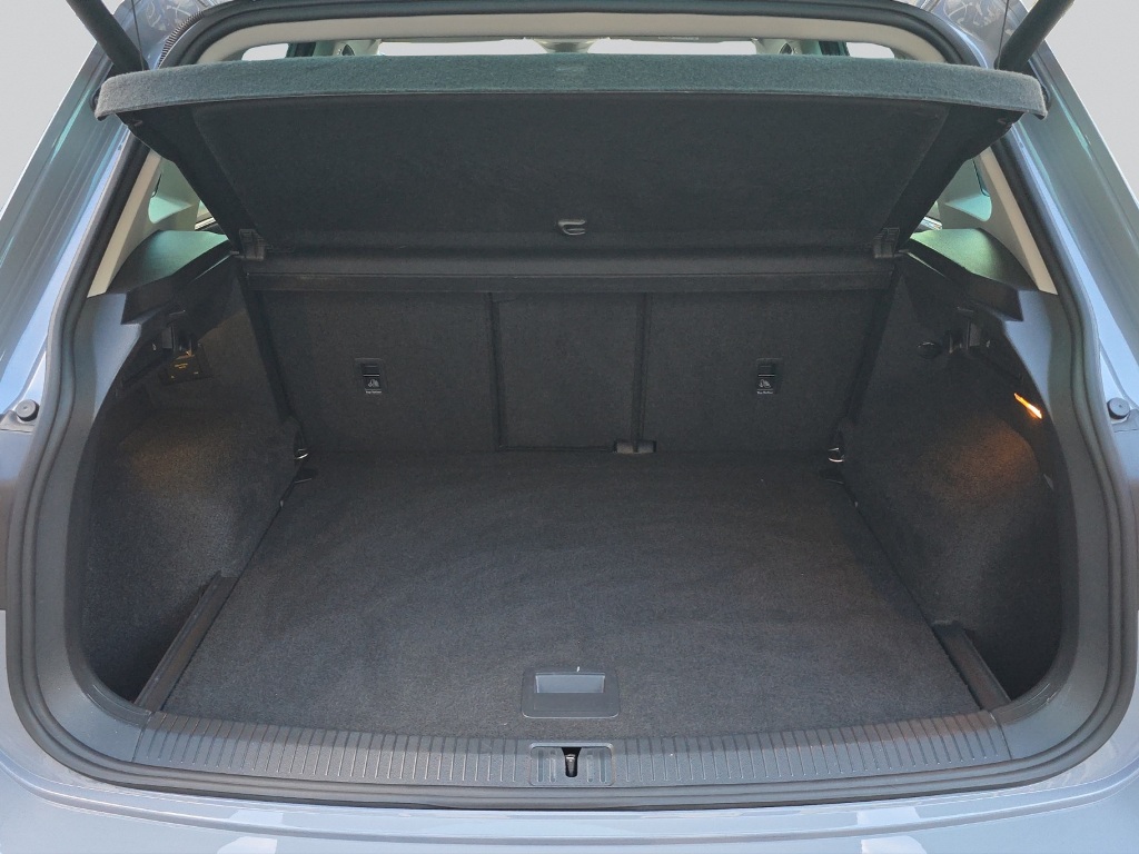 VW Tiguan 1.5 TSI Life DSG 2WD-image-11