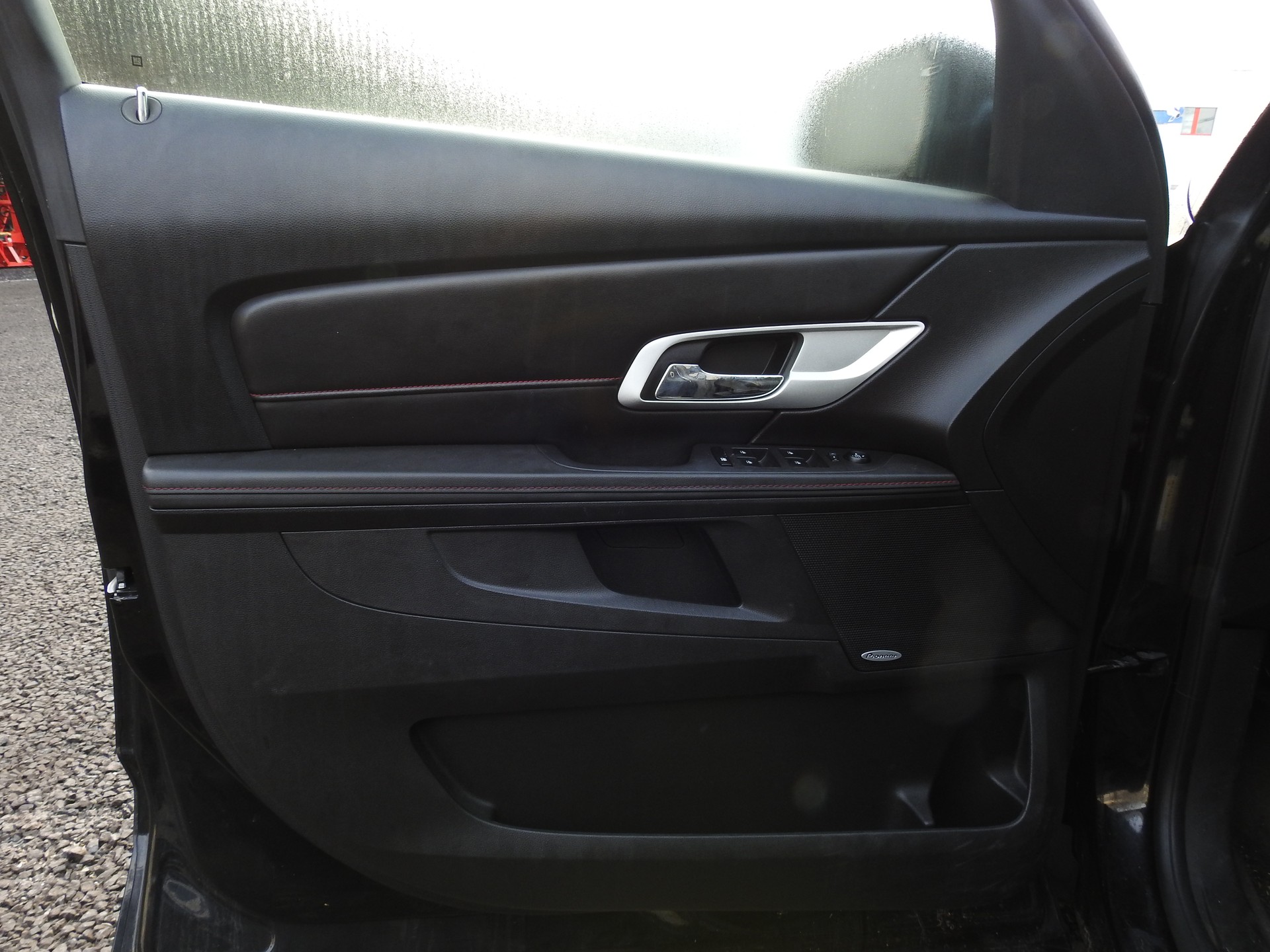 GMC TERRAIN-image-7