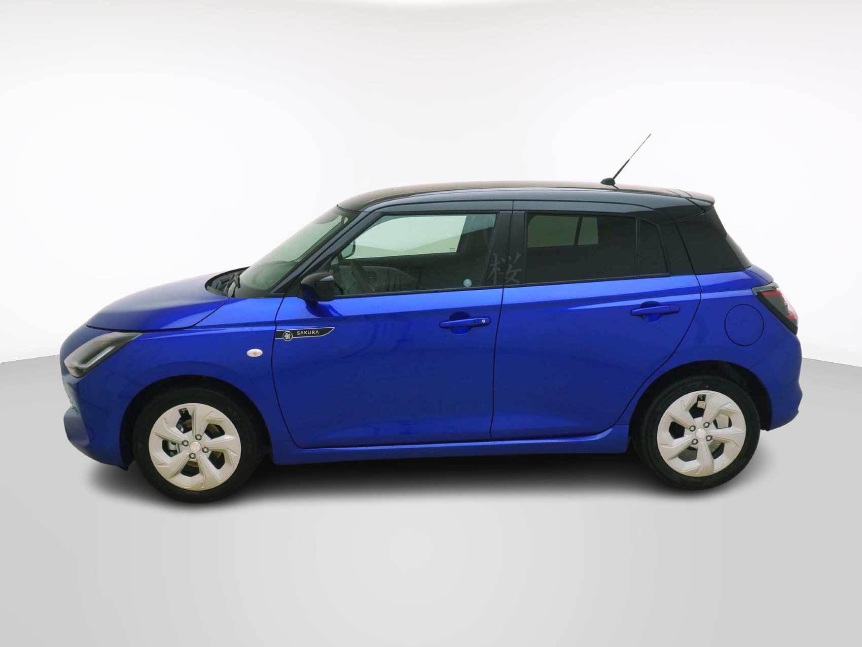 SUZUKI Swift 1.2 Sakura Hybrid-image-1