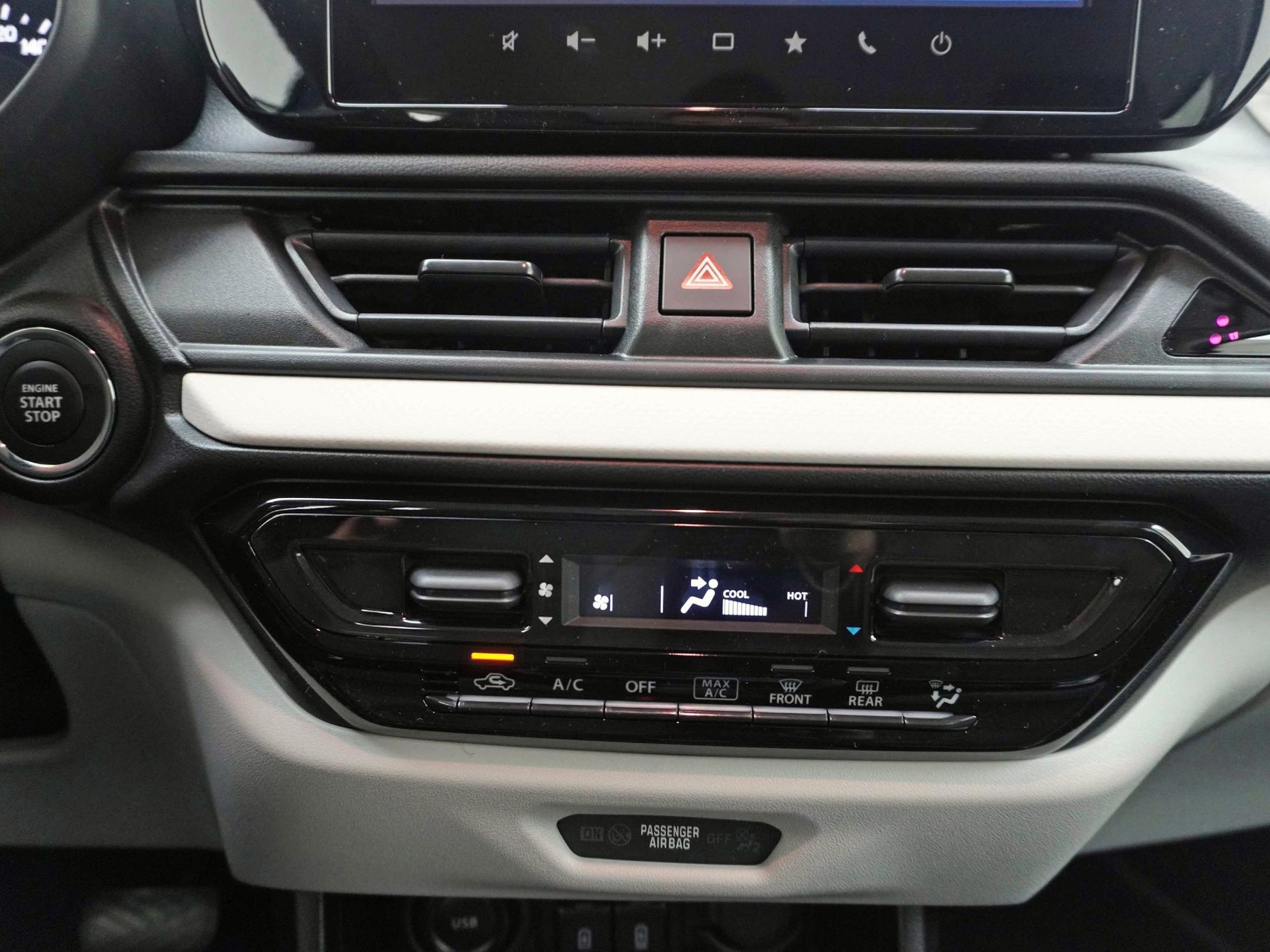 SUZUKI Swift 1.2 Sakura Hybrid-image-16