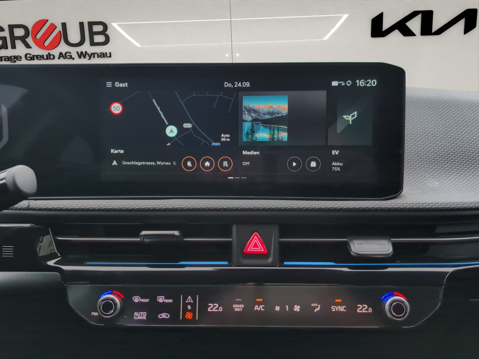 KIA EV6 84 kWh Earth-image-12