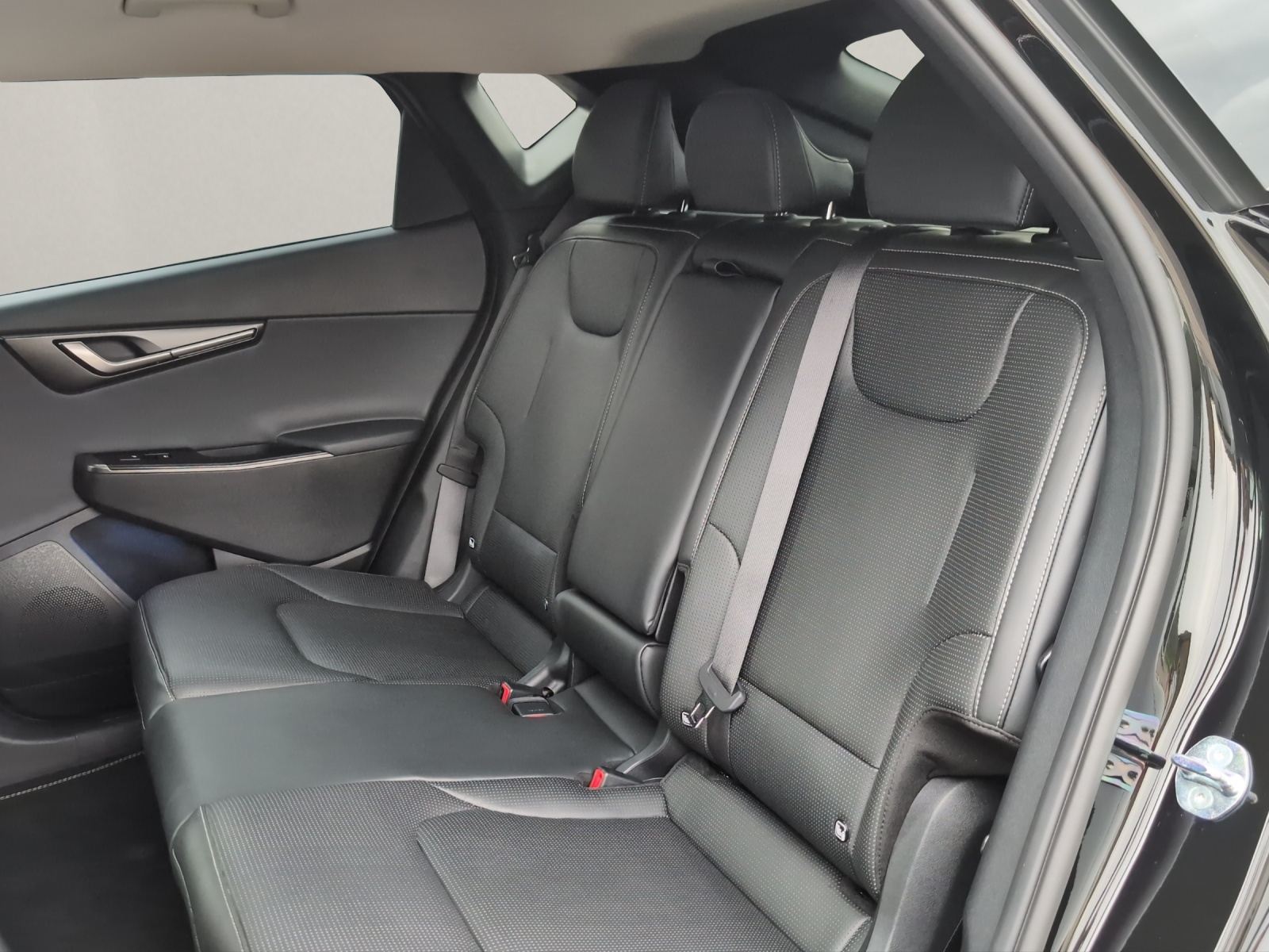KIA EV6 84 kWh Earth-image-14
