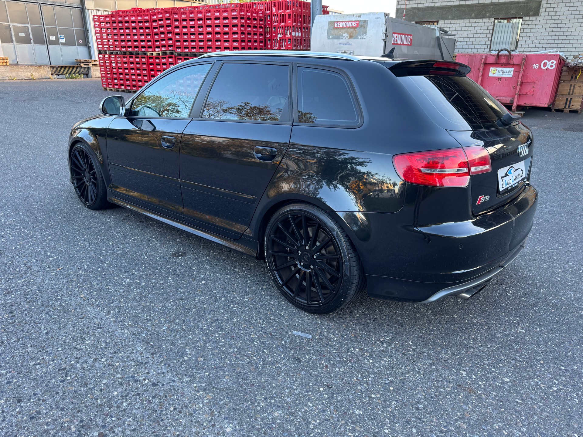 AUDI S3 Sportback 2.0 TFSI quattro-image-4