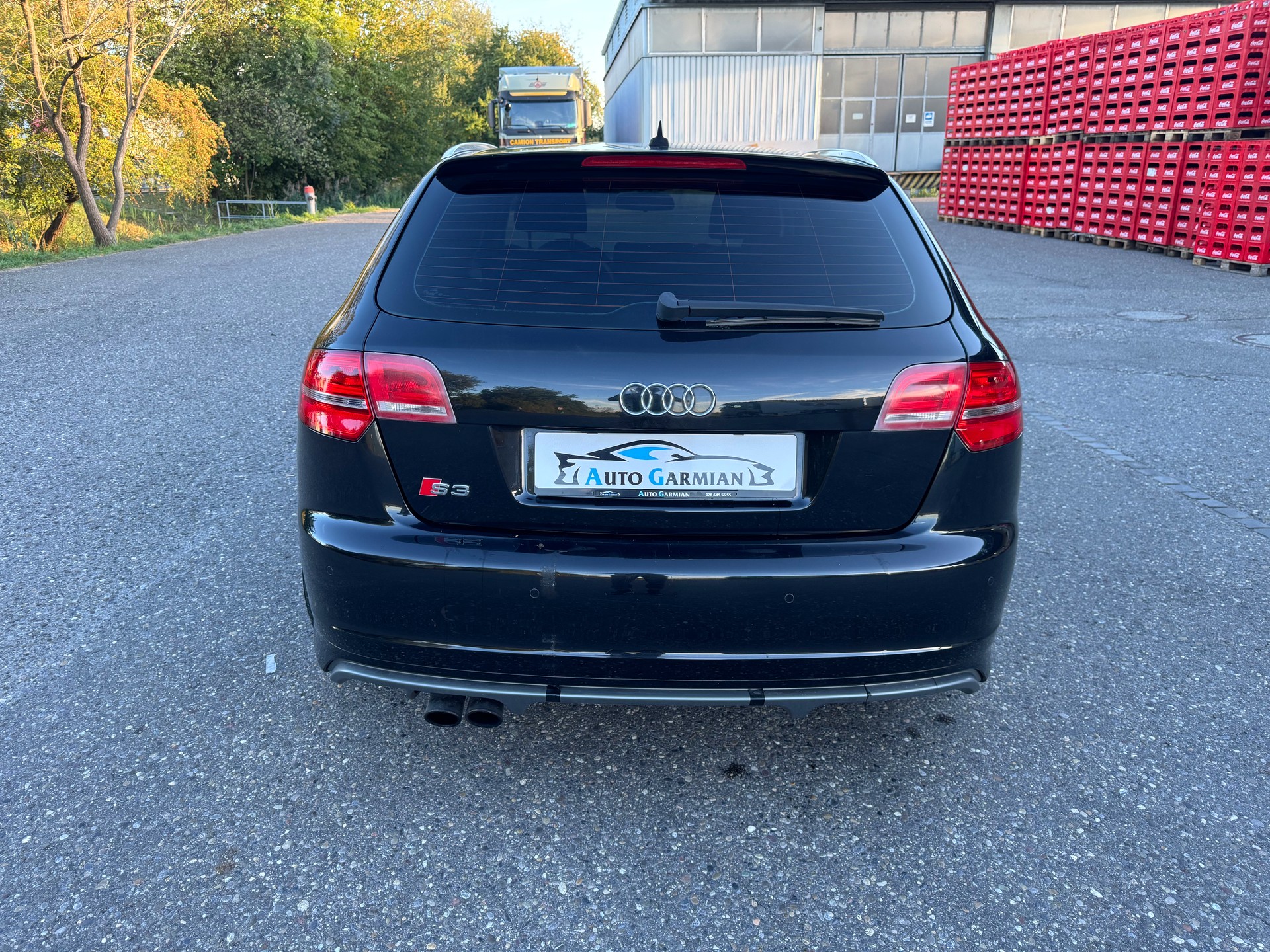 AUDI S3 Sportback 2.0 TFSI quattro-image-3