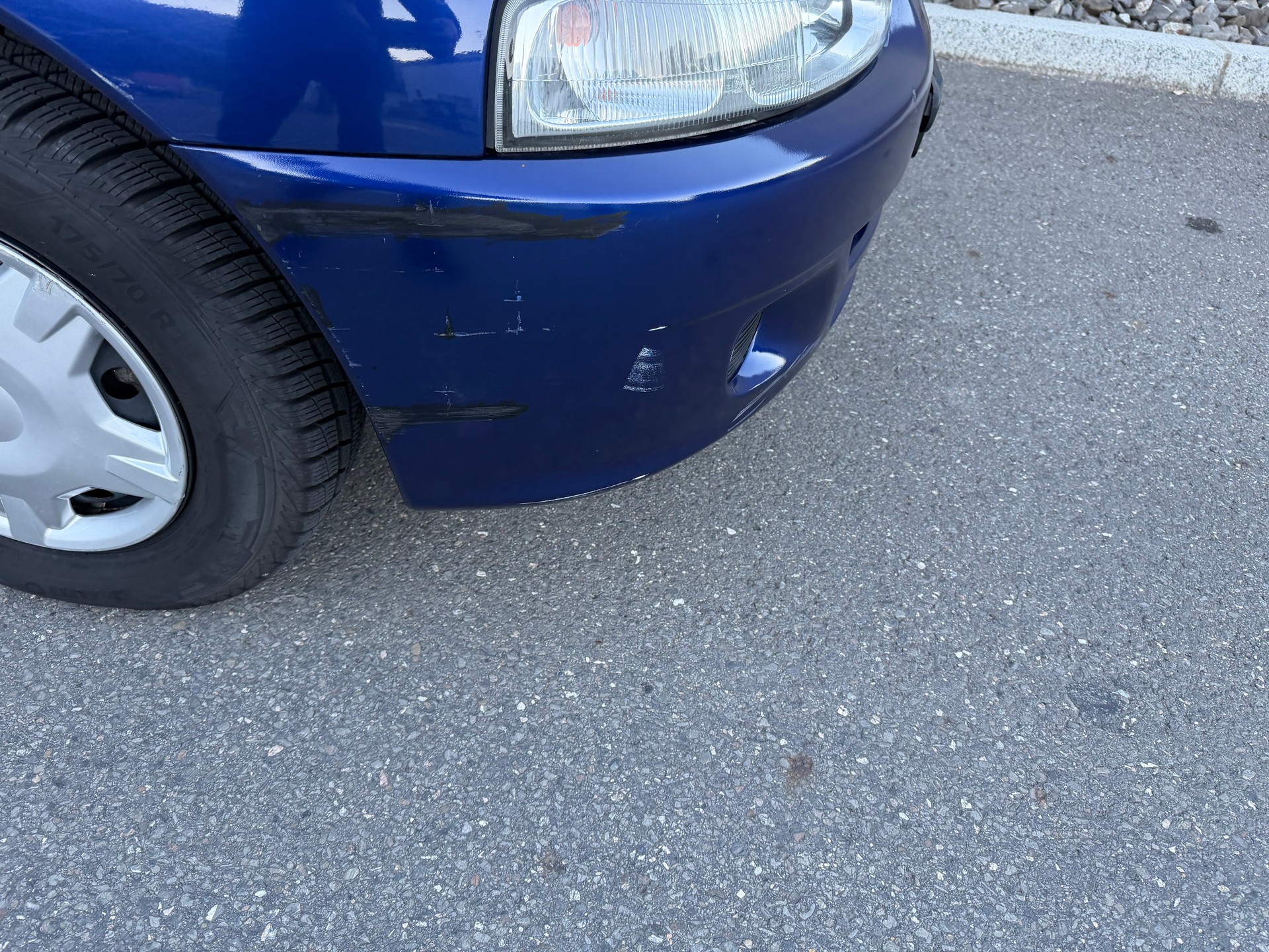 MITSUBISHI Colt 1.3 12V Cool Jubilé FAIBLE KILOMÉTRAGE 32700 km-image-25