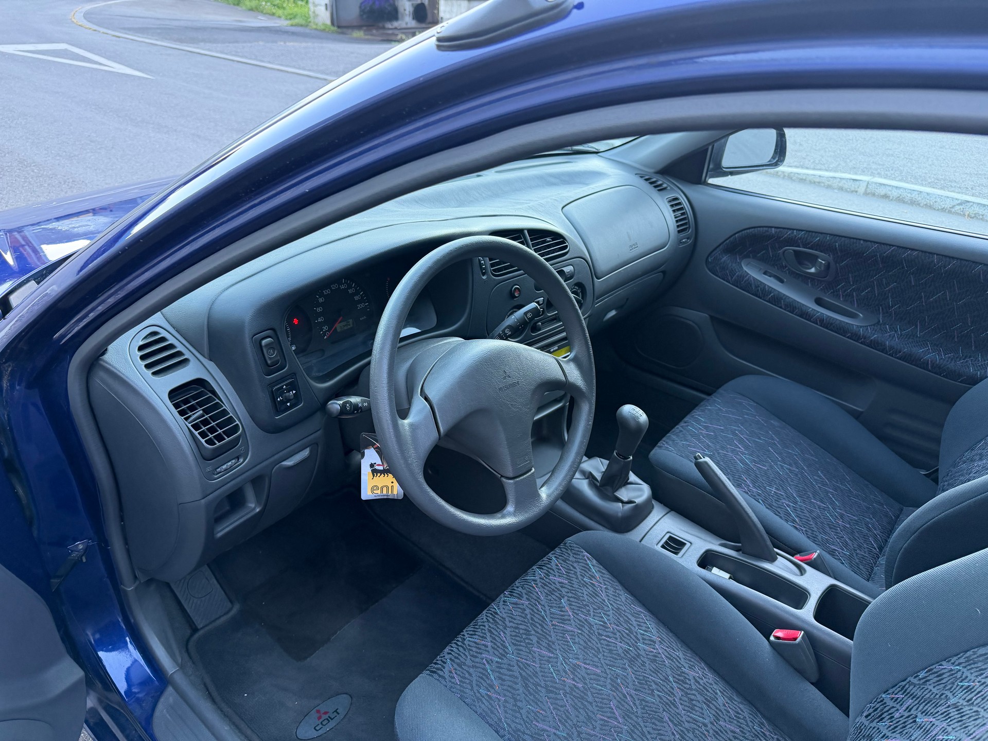 MITSUBISHI Colt 1.3 12V Cool Jubilé FAIBLE KILOMÉTRAGE 32700 km-image-13
