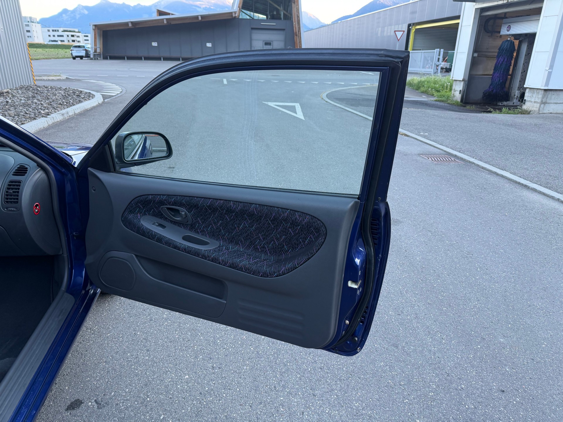 MITSUBISHI Colt 1.3 12V Cool Jubilé FAIBLE KILOMÉTRAGE 32700 km-image-20