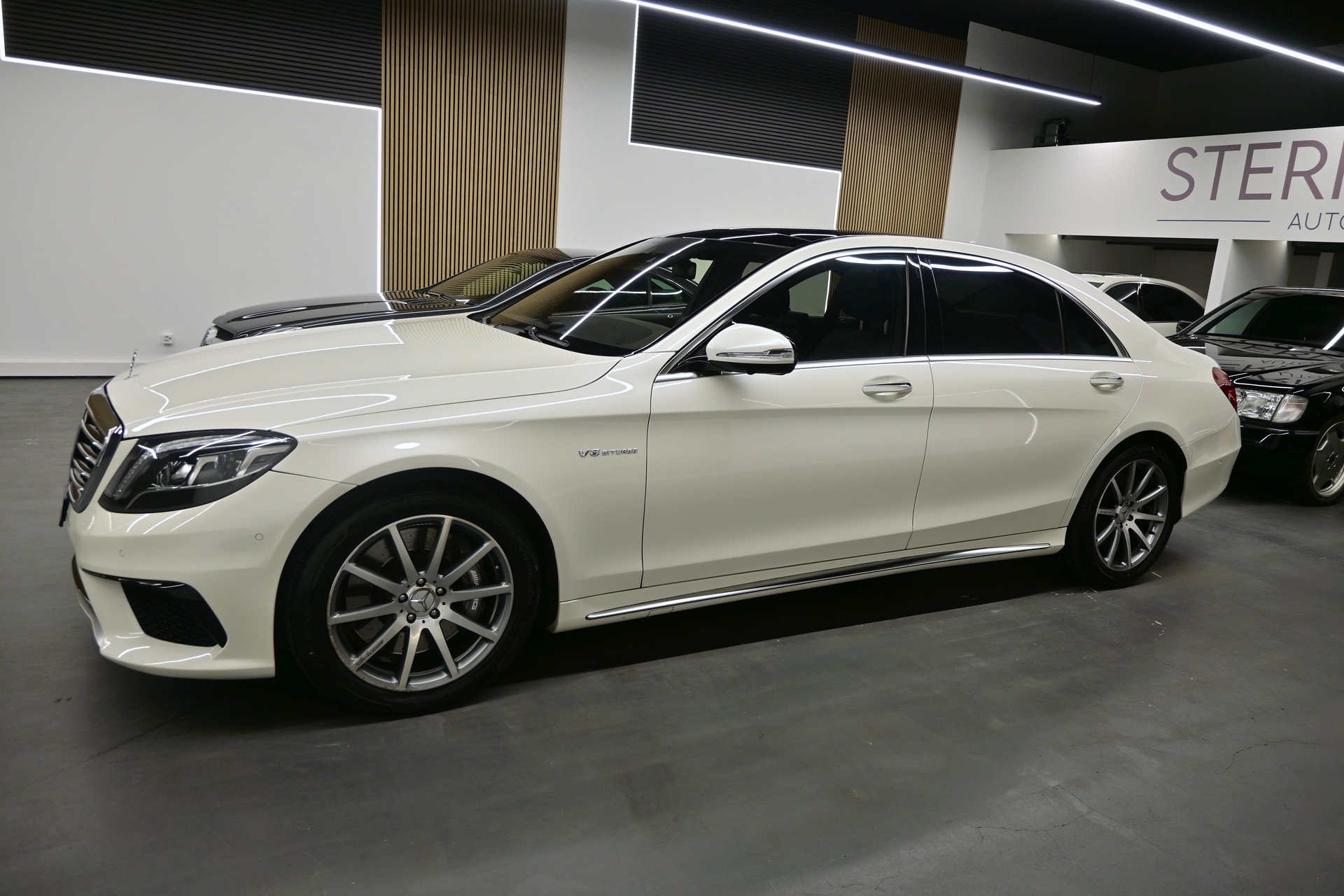 MERCEDES-BENZ S 63 AMG L 4Matic Speedshift MCT *CHAUFFEUR PAKET*-image-3
