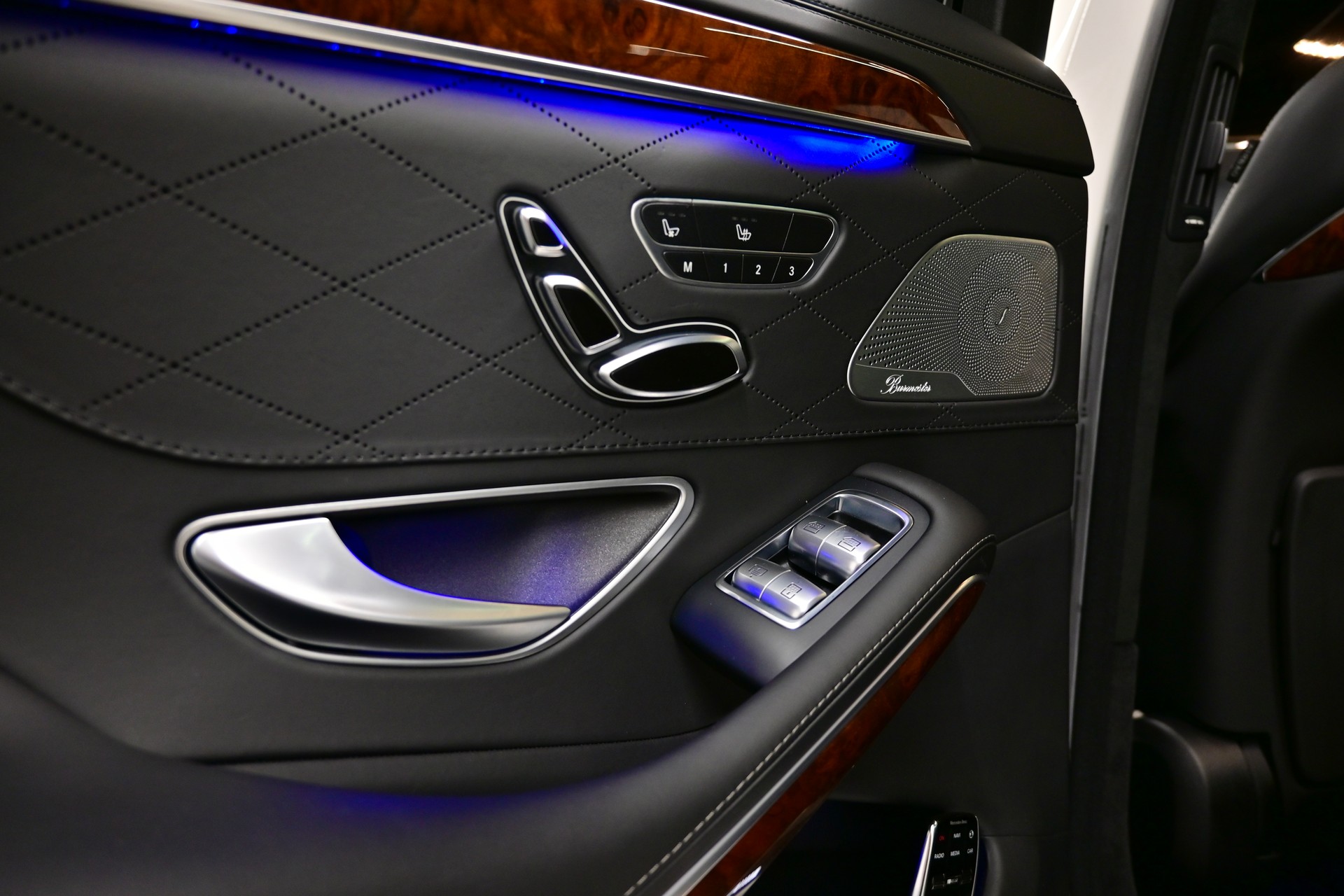 MERCEDES-BENZ S 63 AMG L 4Matic Speedshift MCT *CHAUFFEUR PAKET*-image-18