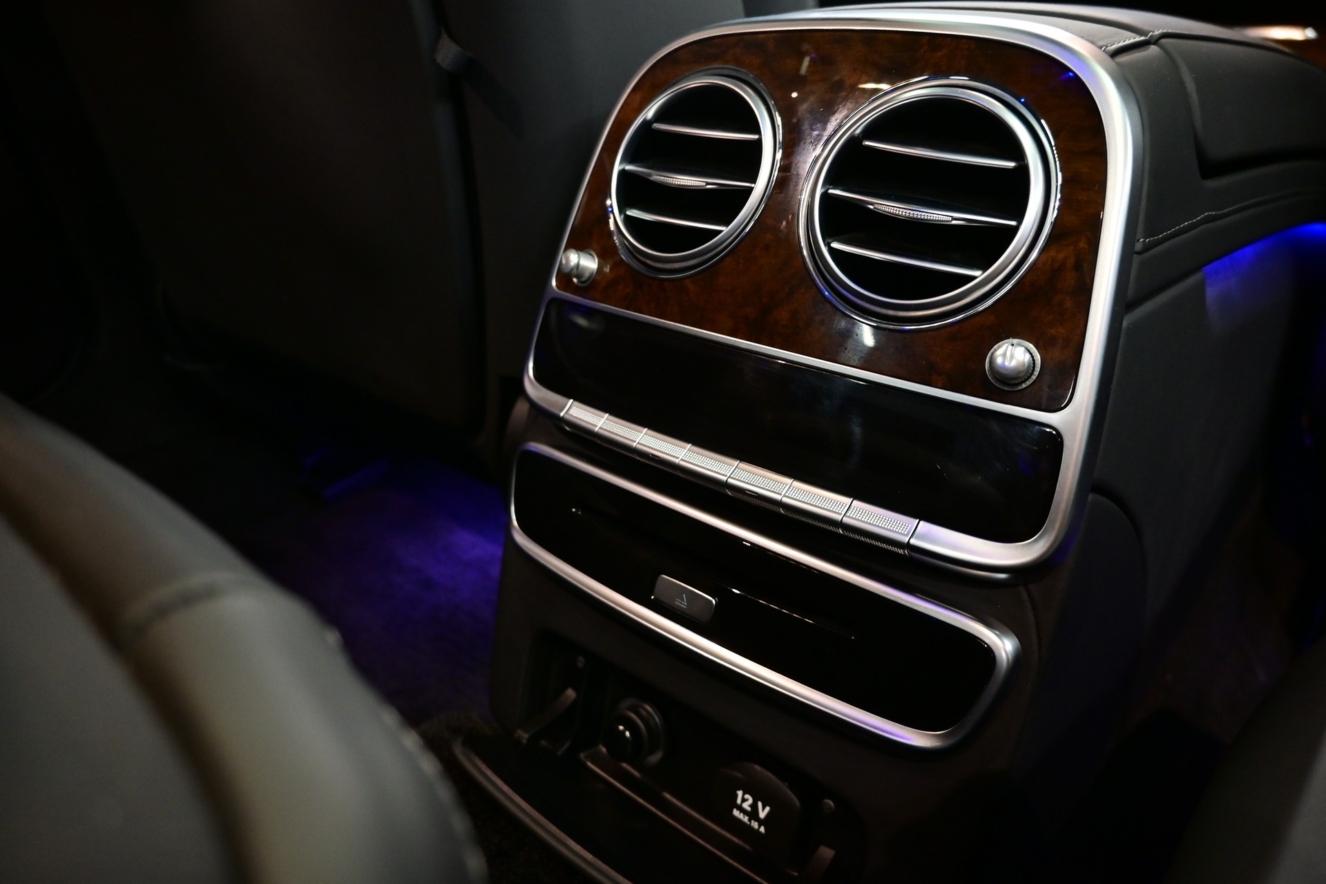 MERCEDES-BENZ S 63 AMG L 4Matic Speedshift MCT *CHAUFFEUR PAKET*-image-21