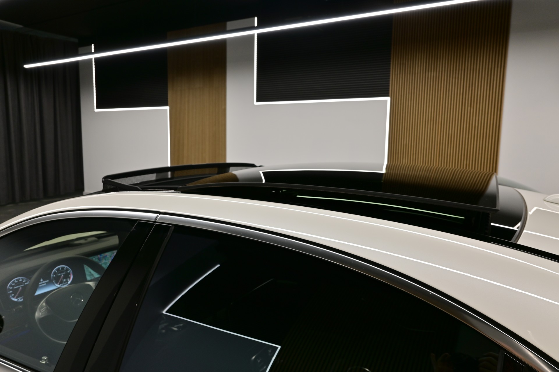 MERCEDES-BENZ S 63 AMG L 4Matic Speedshift MCT *CHAUFFEUR PAKET*-image-24