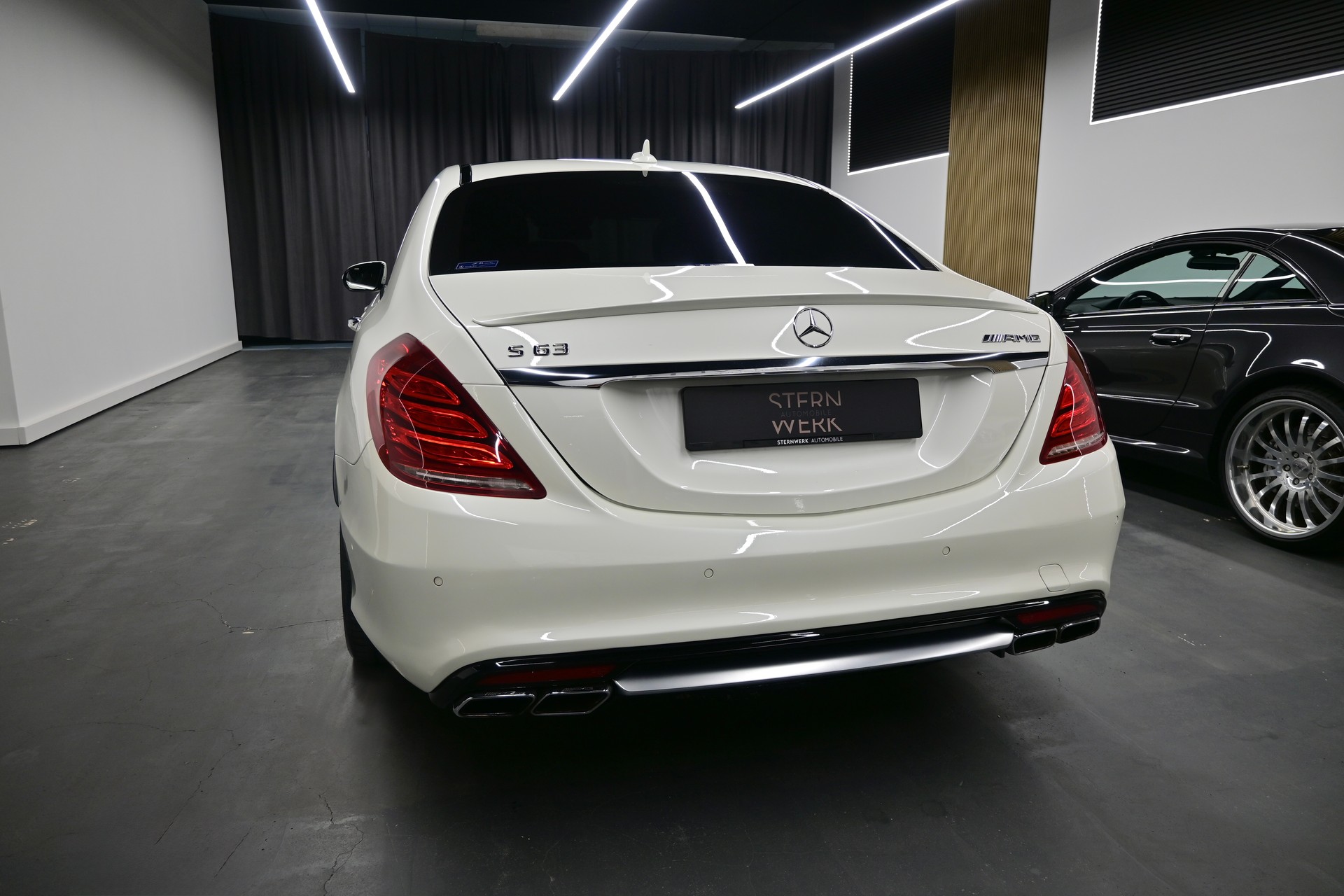MERCEDES-BENZ S 63 AMG L 4Matic Speedshift MCT *CHAUFFEUR PAKET*-image-4