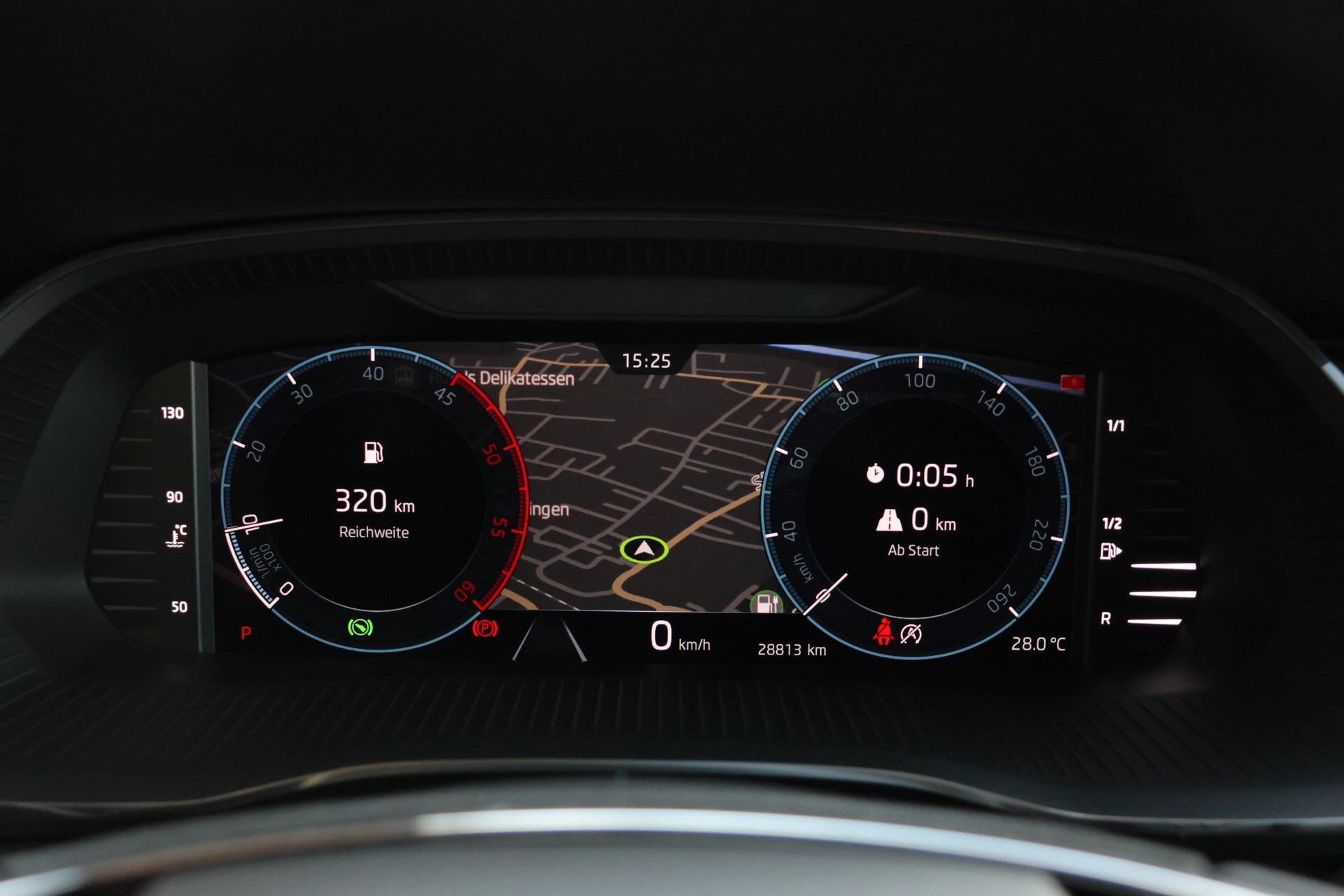 SKODA Octavia Combi 2.0 TDI DSG Ambition 4x4-image-18