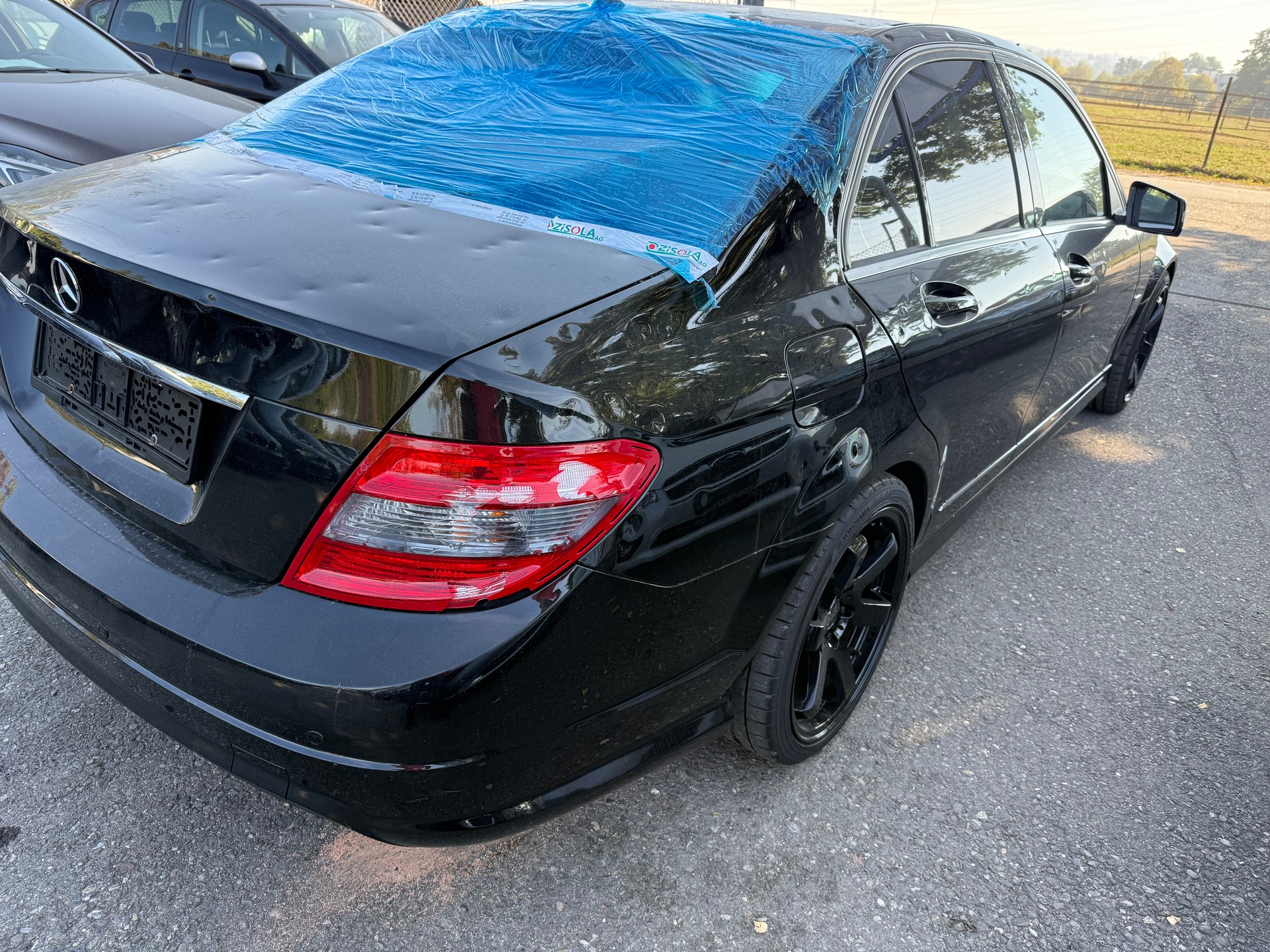 MERCEDES-BENZ C 180 CGI BlueEfficiency Automatic-image-6