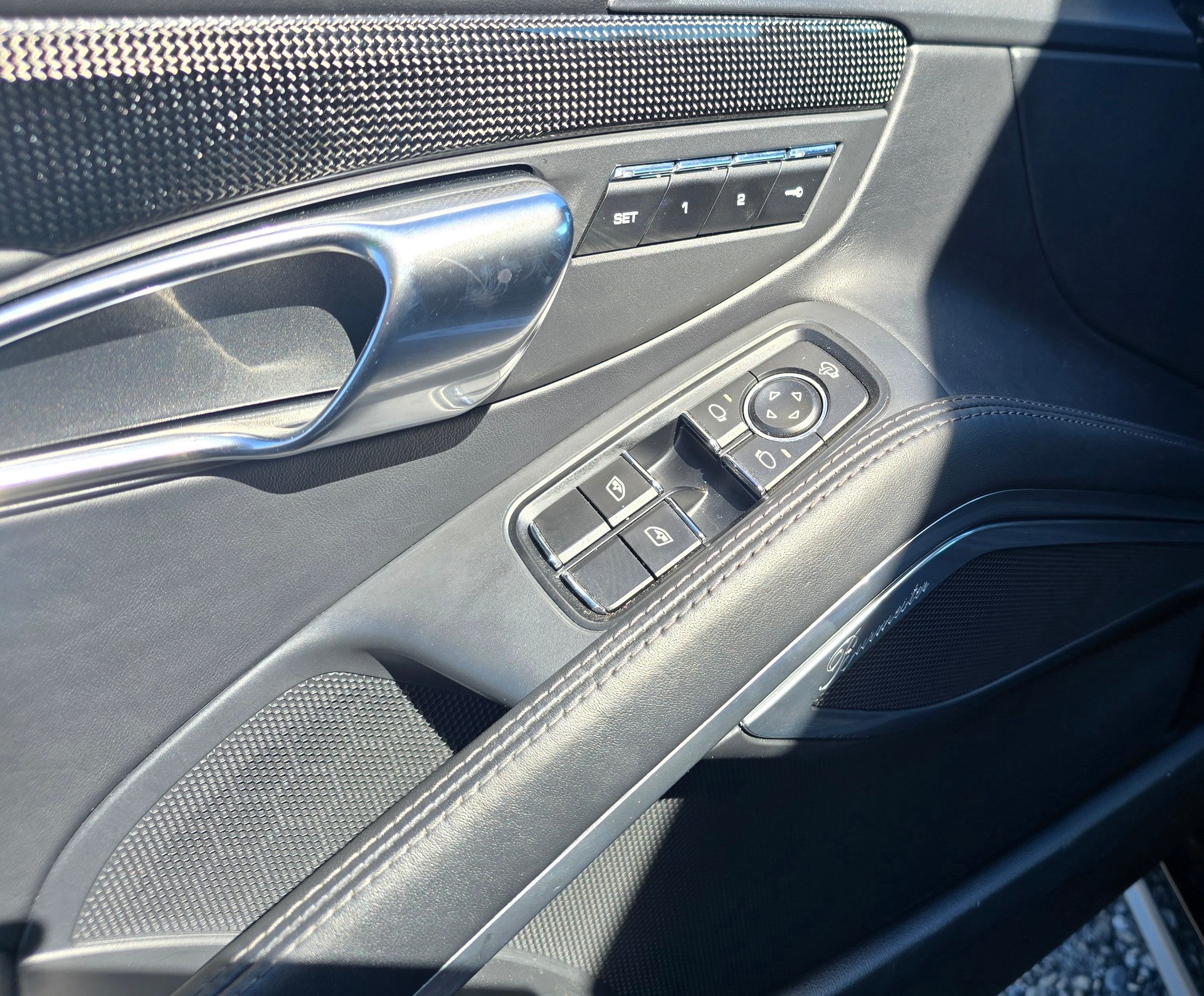 PORSCHE 911 Turbo S PDK-image-13