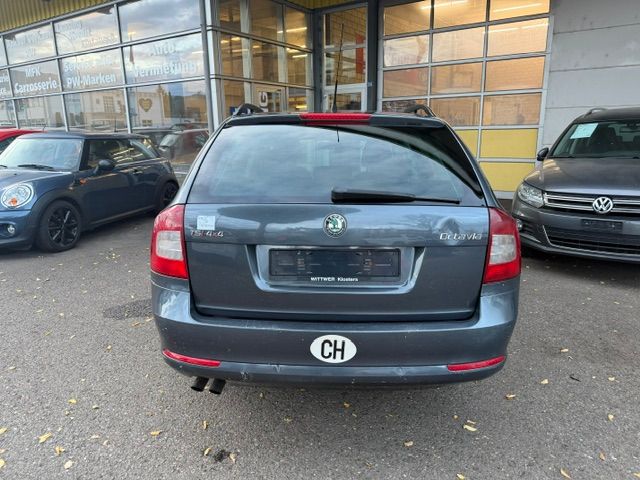 SKODA Octavia Combi 1.8 TSI Adventure 4x4-image-5