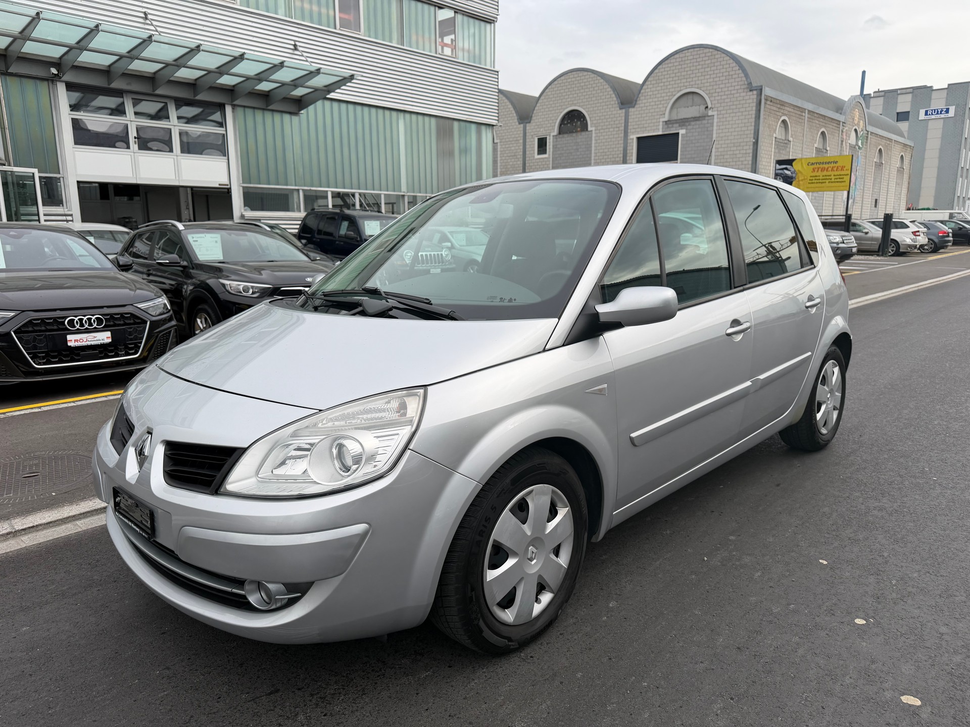 RENAULT Scénic 2.0 16V Fairway Automatic-image-1