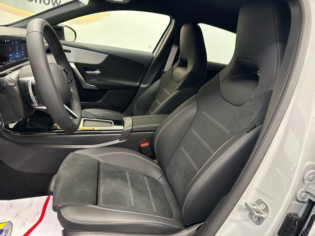 MERCEDES-BENZ A 200 DCT AMG Special Edition-image-3