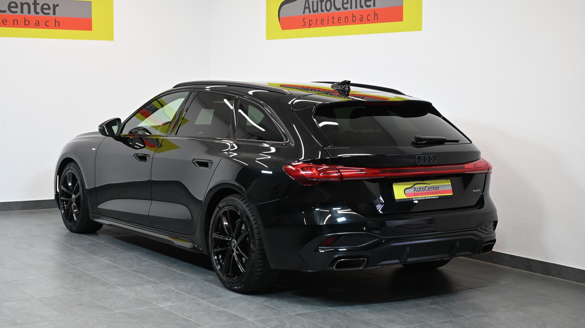 AUDI A5 Avant TFSI quattro 150 kW S tronic S-LINE SPORTPAKET-image-12