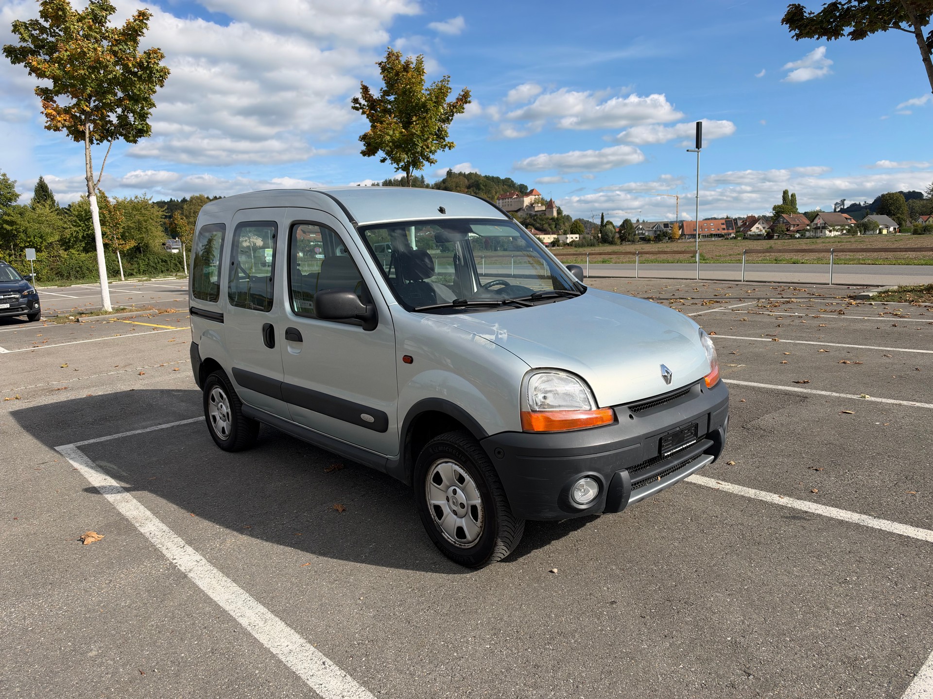 RENAULT Kangoo 1.6 16V Privilège 4X4-image-1