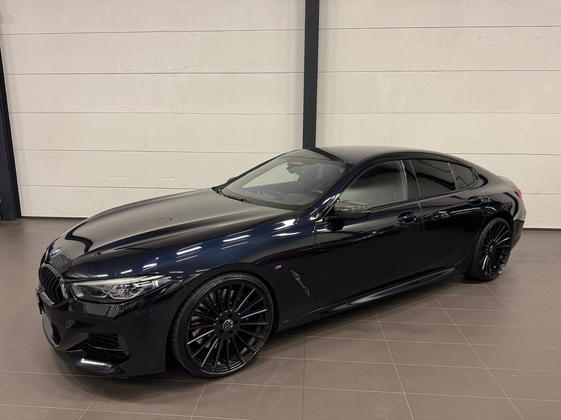 BMW M850i xDrive Steptronic-image-2