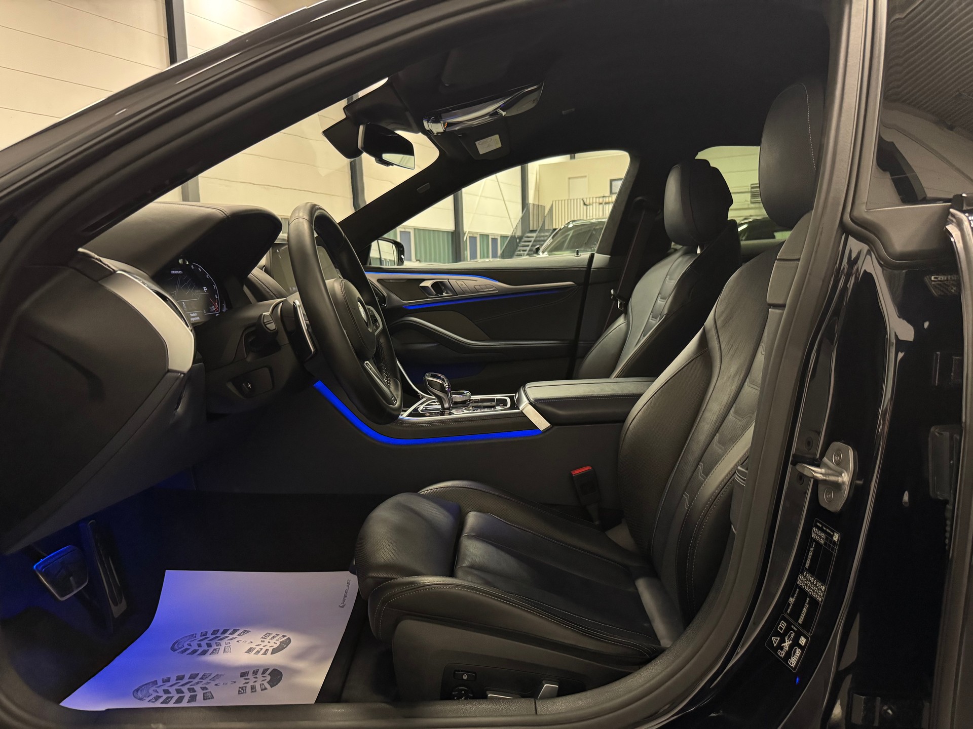 BMW M850i xDrive Steptronic-image-17
