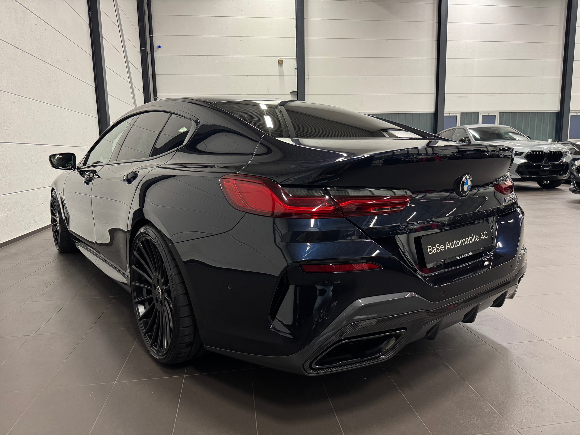 BMW M850i xDrive Steptronic-image-14