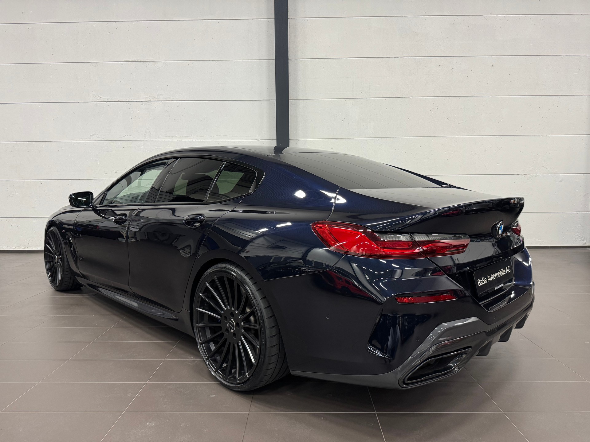 BMW M850i xDrive Steptronic-image-12