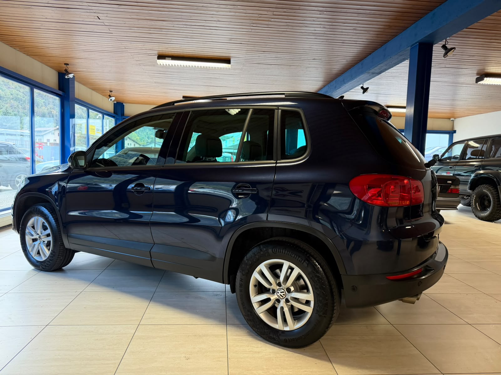 VW Tiguan 2.0 TDI BlueMotion Track&Field 4Motion DSG-image-6