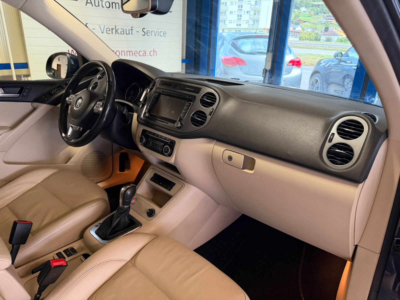 VW Tiguan 2.0 TDI BlueMotion Track&Field 4Motion DSG-image-17